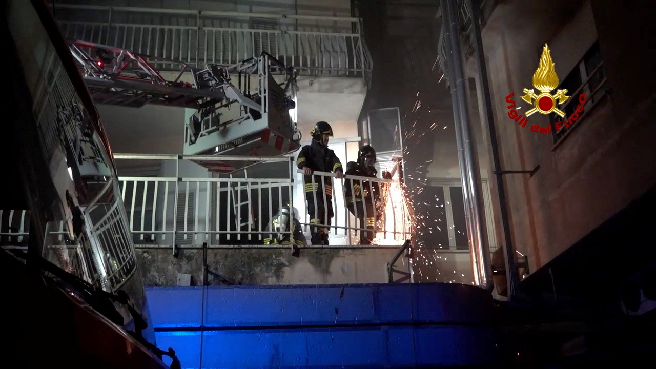 Firefighters work at the San Giovanni Evangelista hospital, following a deadly fire, in Tivoli, around 30 km from Rome, Italy December 9, 2023. Vigili del fuoco