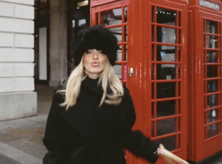 Κόνι Μεταξά και Μάριος Καπότσης για Χριστούγεννα στο Λονδίνο – Η ανάρτηση στο Instagram