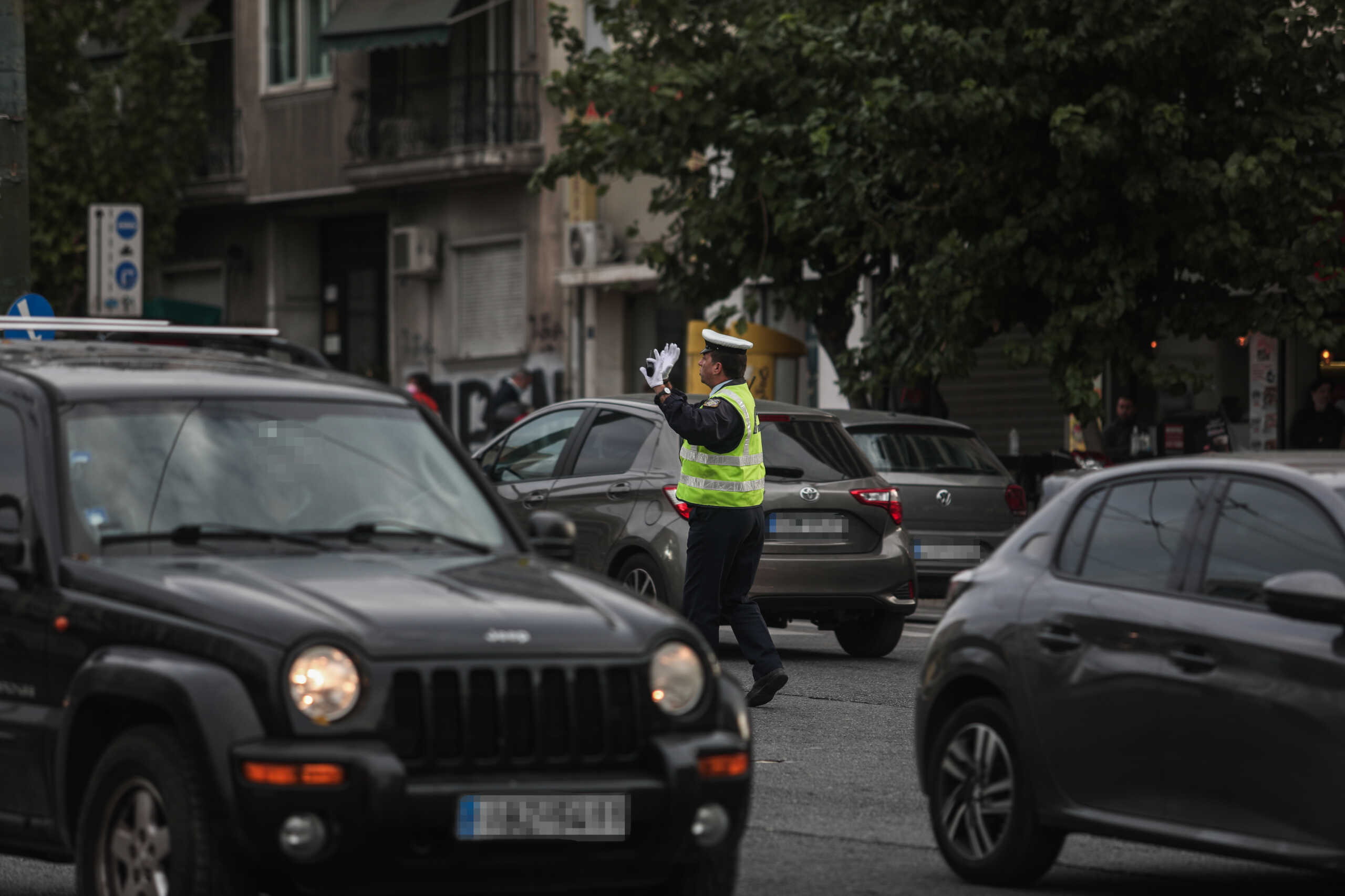 Τροχαίο ατύχημα στο Ψυχικό στο ύψος του Κολλεγίου Αθηνών – Μποτιλιάρισμα στη Λεωφόρο Κηφισίας