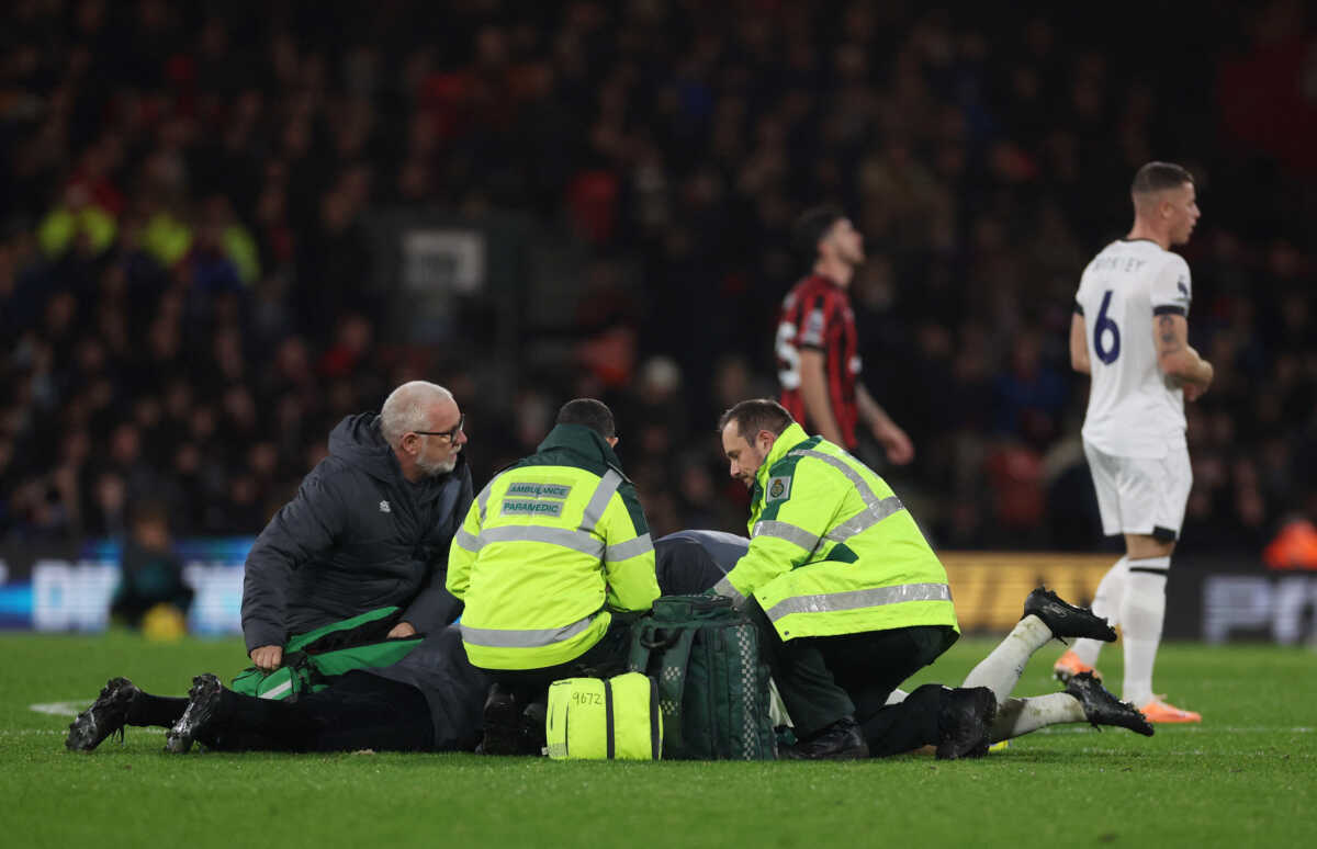 Premier League: Καρδιακή προσβολή υπέστη ο ποδοσφαιριστής που κατέρρευσε στο Μπόρνμουθ – Λούτον
