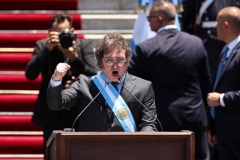 Αργεντινή: Με «φόντο» δικαστικό «όχι» στις εργασιακές μεταρρυθμίσεις ξεκινά ο Μίλεϊ τις διαπραγματεύσεις με το ΔΝΤ