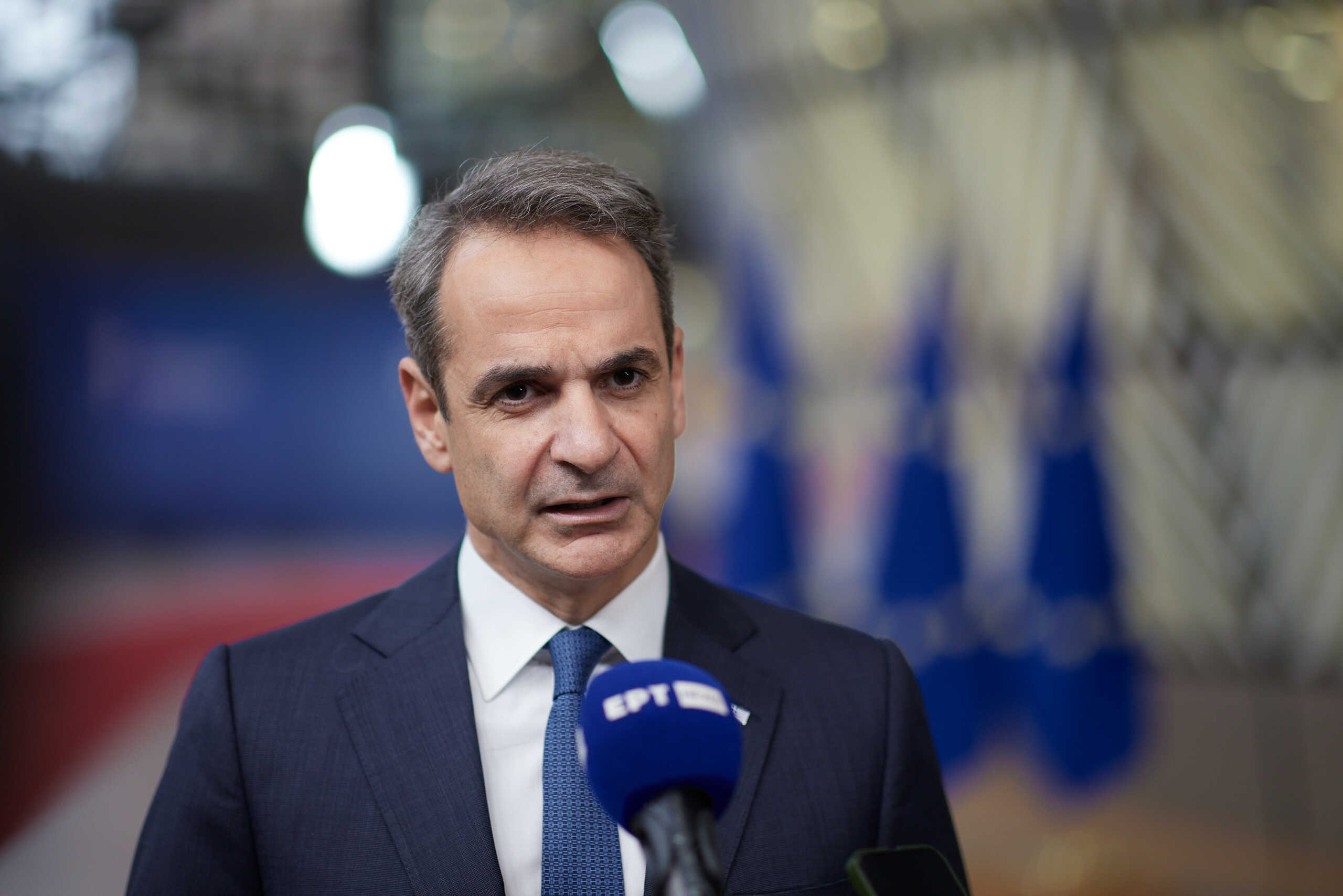 Οπαδική βία: Μήνυμα Μητσοτάκη από τις Βρυξέλλες – Το ειδικό app, οι κάμερες και οι συνέπειες