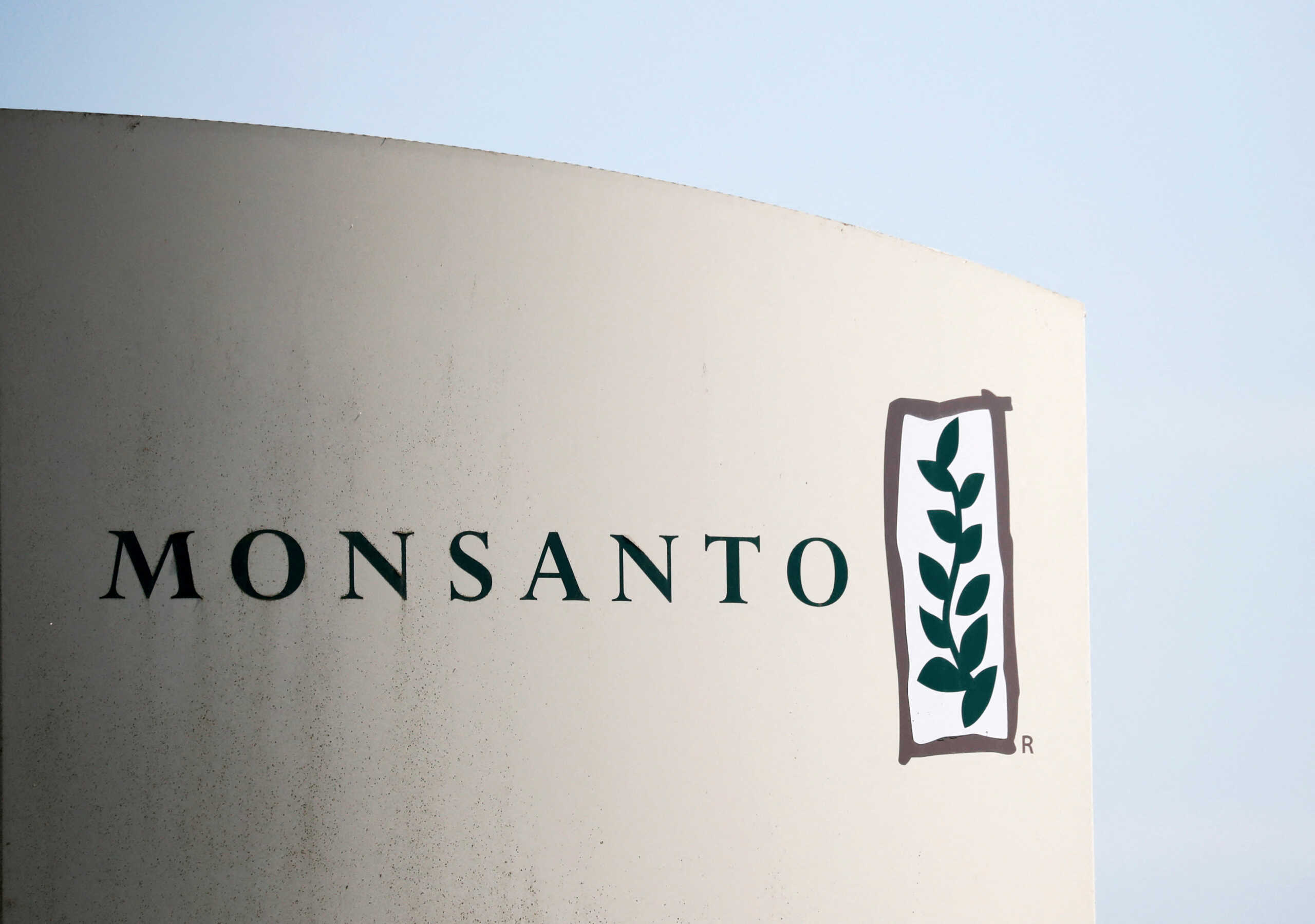 FILE PHOTO: The logo of Monsanto is seen at the Monsanto factory in Peyrehorade, France, August 23, 2019. REUTERS