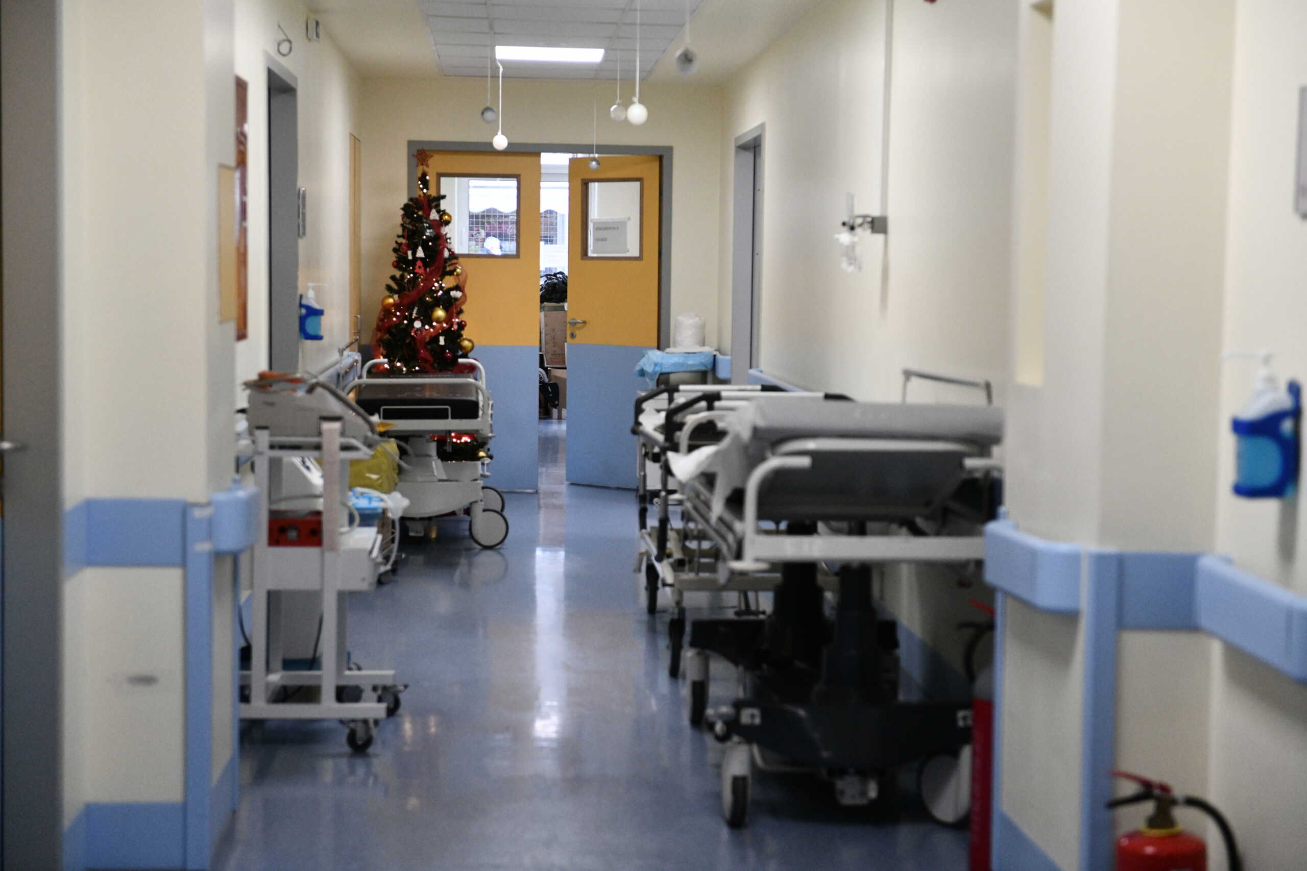 Στιγμιότυπα από το Γενικό Νοσοκομείο Αλεξάνδρα, Σάββατο 1 Ιανουαρίου 2022 (ΤΑΤΙΑΝΑ ΜΠΟΛΑΡΗ