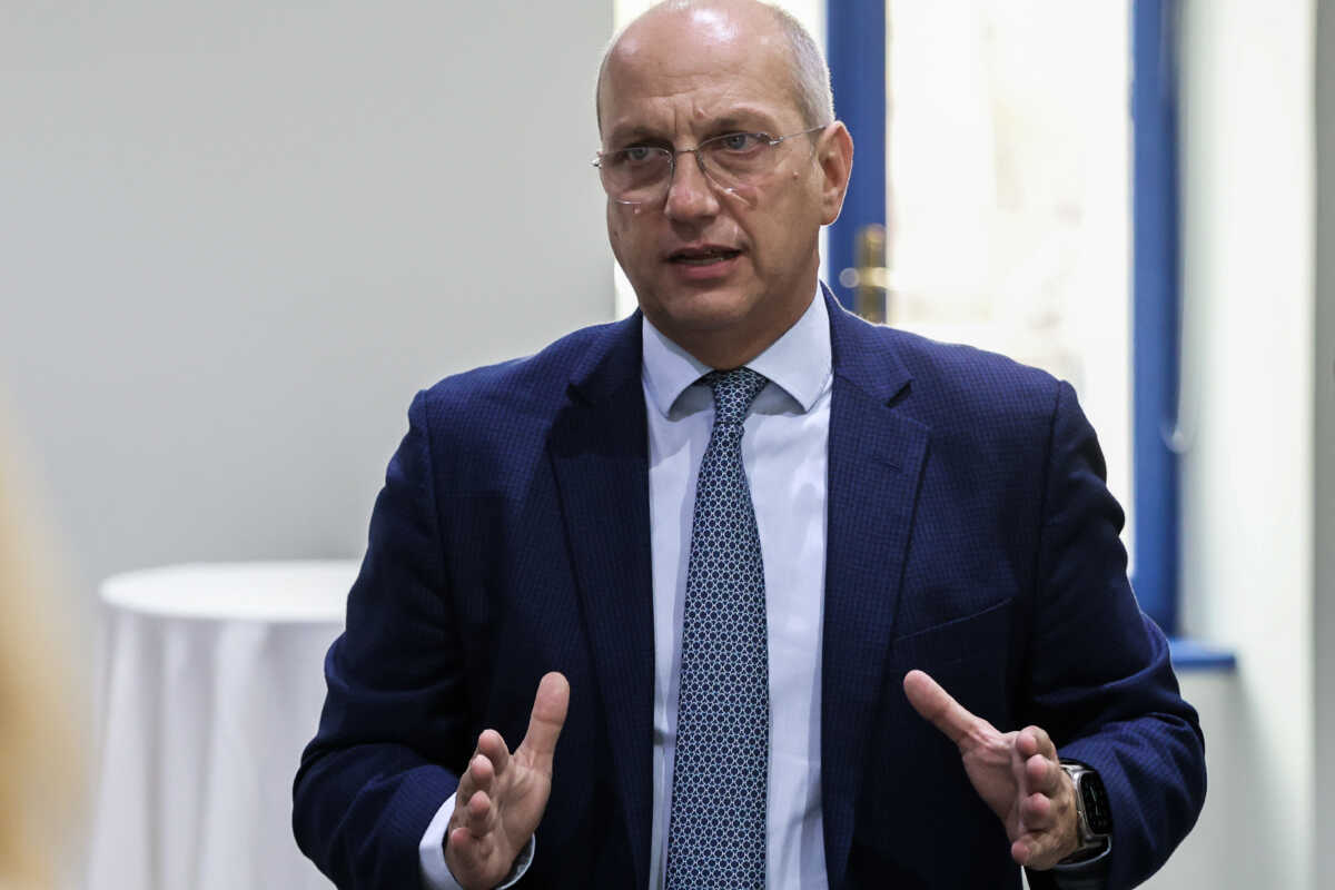 Συνάντηση του υπουργού Προστασίας του Πολίτη Γιάννη Οικονόμου με δημοσιογράφους, Δευτέρα 2 Οκτωβρίου 2023. 
(ΓΙΩΡΓΟΣ ΚΟΝΤΑΡΙΝΗΣ
