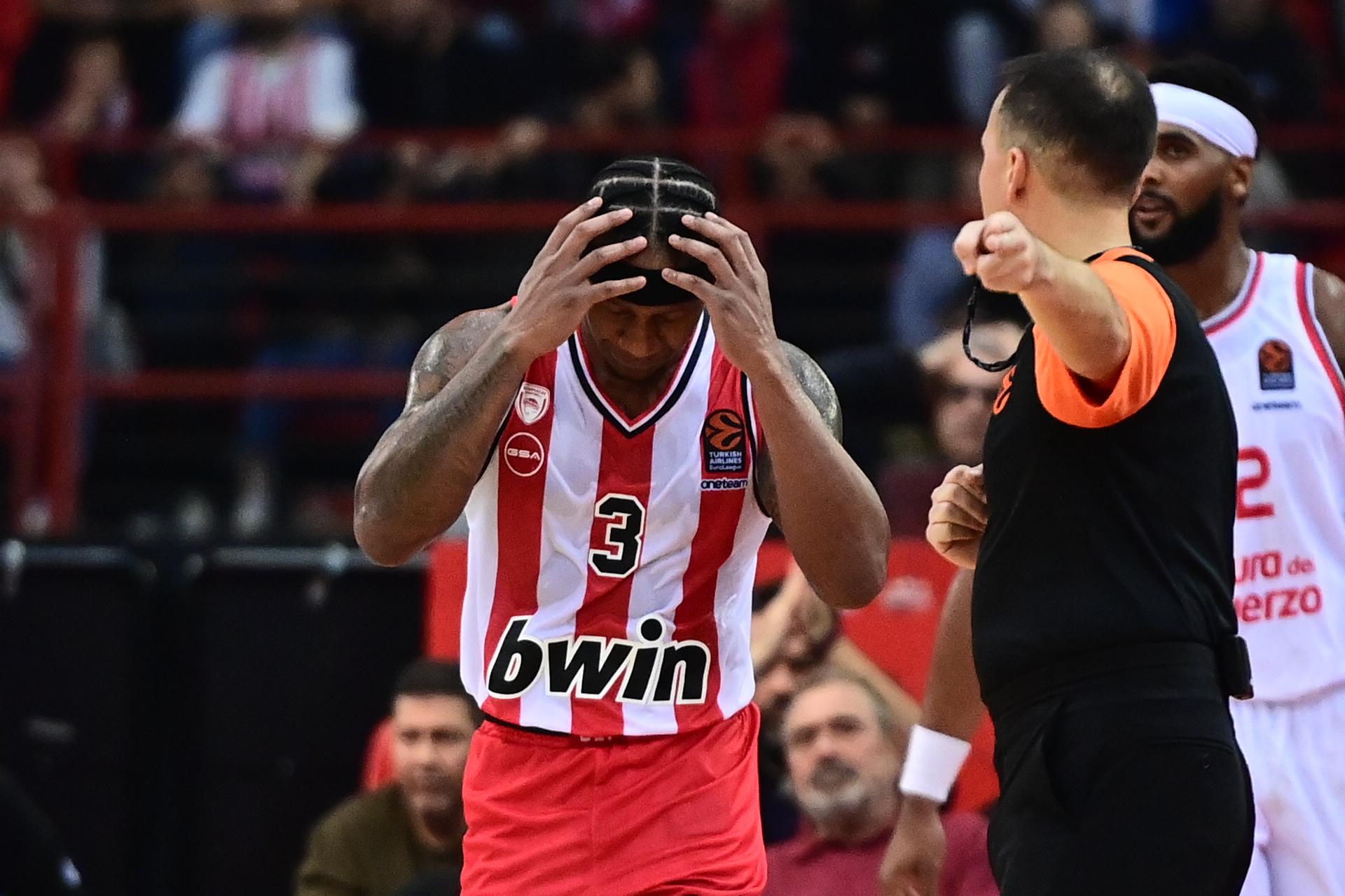 https://www.newsit.gr/wp-content/uploads/2023/12/olympiacos-valencia-canaan.jpg