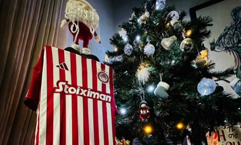 Ολυμπιακός: Τα χριστουγεννιάτικα δέντρα του Καρβαλιάλ και των ποδοσφαιριστών