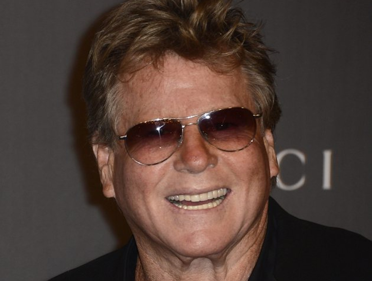 epa03449663 US actor Ryan O'Neal arrives for the LACMA Art+Film Gala at the Los Angeles County Museum of Art in Los Angeles, California, USA 27 October 2012.  EPA