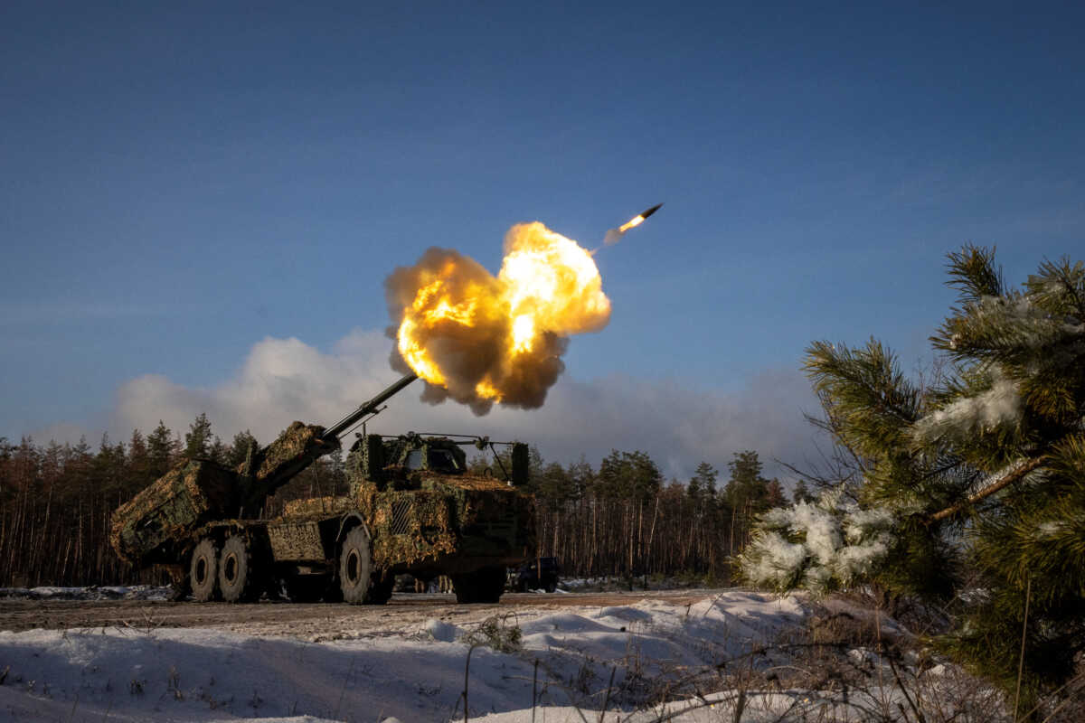 A Swedish-made Archer self-propelled howitzer of Ukraine’s 45th separate artillery brigade fires at Russian positions in the Donetsk region, amid Russia’s attack on Ukraine, December 16, 2023.  REUTERS