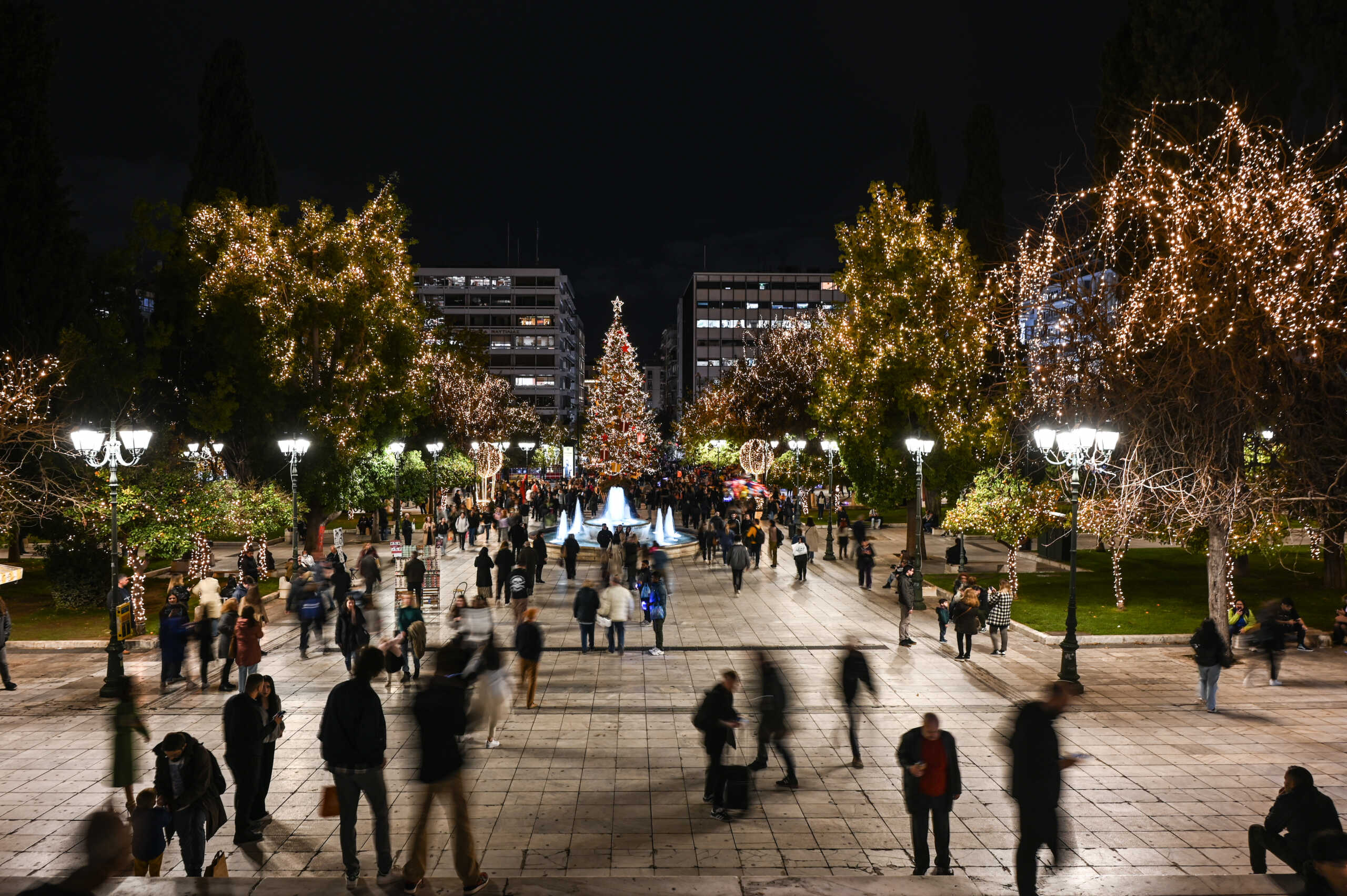 ΑΘΗΝΑ-ΧΡΙΣΤΟΥΓΕΝΝΑ ΝΥΧΤΕΡΙΝΑ ΣΤΙΓΜΙΟΤΥΠΑ (ΜΙΧΑΛΗΣ ΚΑΡΑΓΙΑΝΝΗΣ