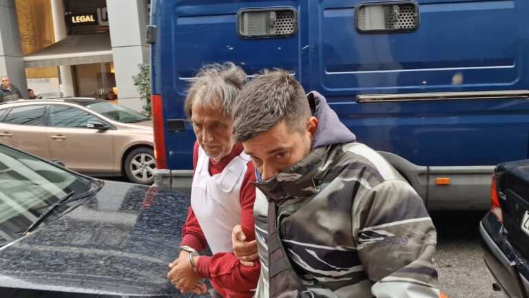 Στα δικαστήρια Πειραιά ο 71χρονος που σκότωσε την 43χρονη σύντροφό του στη Σαλαμίνα