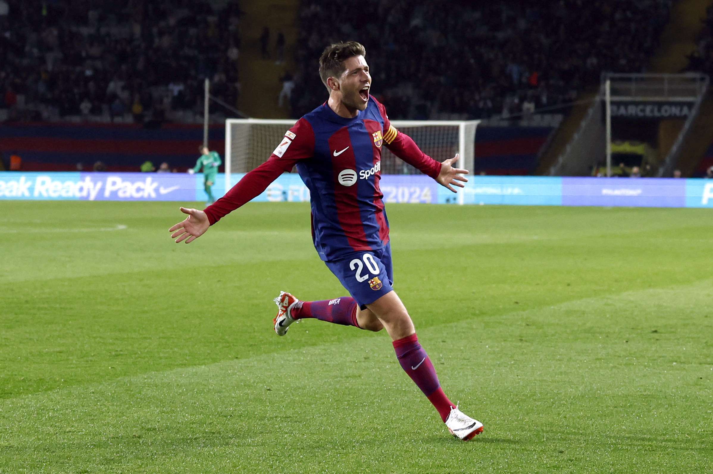 Soccer Football - LaLiga - FC Barcelona v Almeria - Estadi Olimpic Lluis Companys, Barcelona, Spain - December 20, 2023 FC Barcelona's Sergi Roberto celebrates scoring their second goal REUTERS