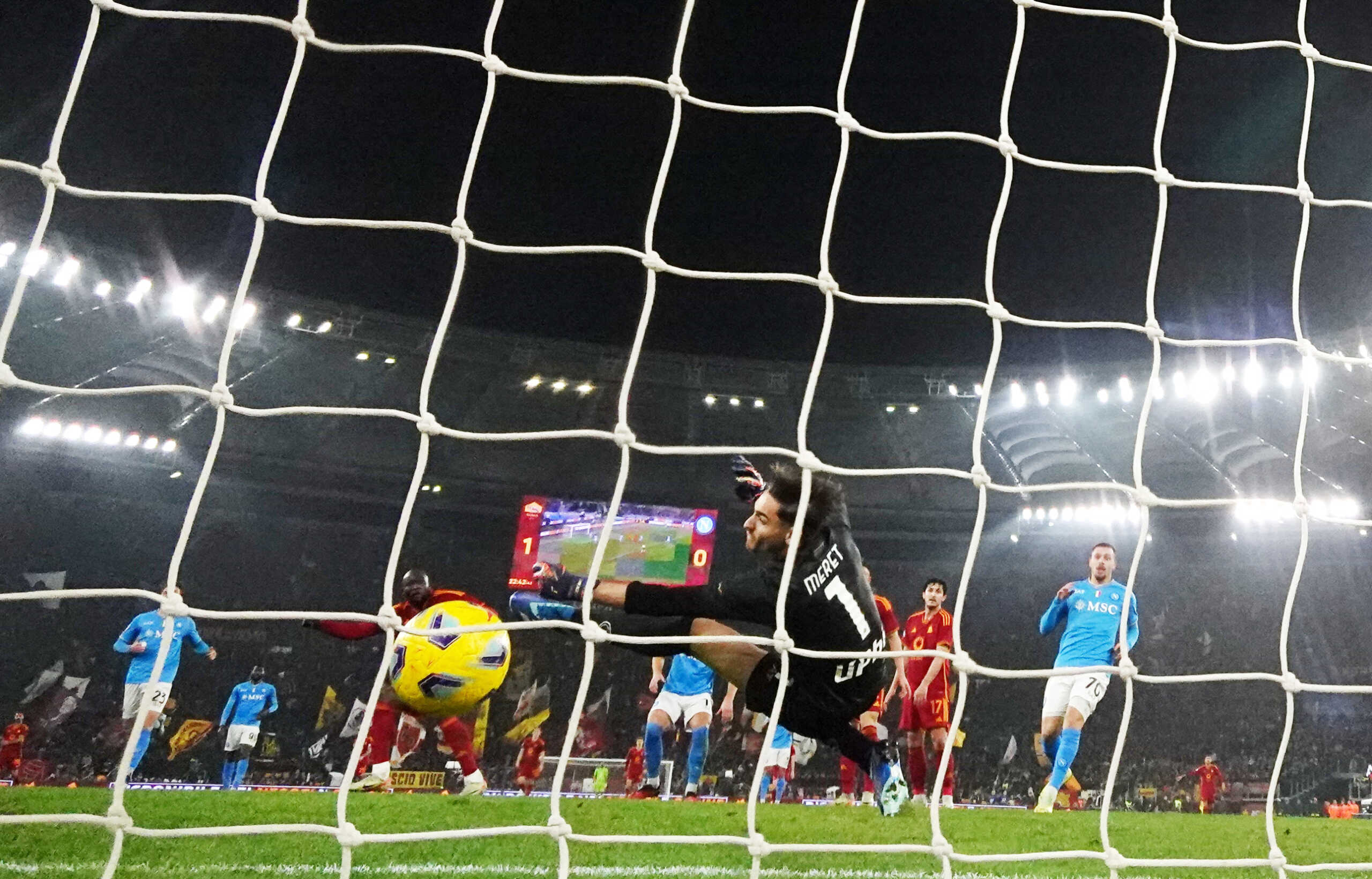 Soccer Football - Serie A - AS Roma v Napoli - Stadio Olimpico, Rome, Italy - December 23, 2023 AS Roma's Romelu Lukaku scores their second goal REUTERS