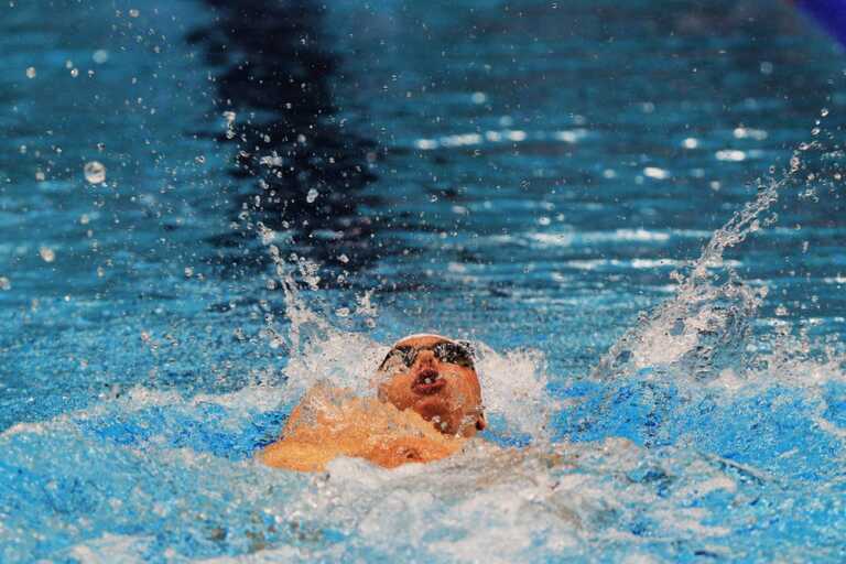 Πρόκριση με διπλό πανελλήνιο ρεκόρ για τον Σίσκο - Στον τελικό και ο Ανδρέας Βαζαίος στη μικτή ατομική της κολύμβησης