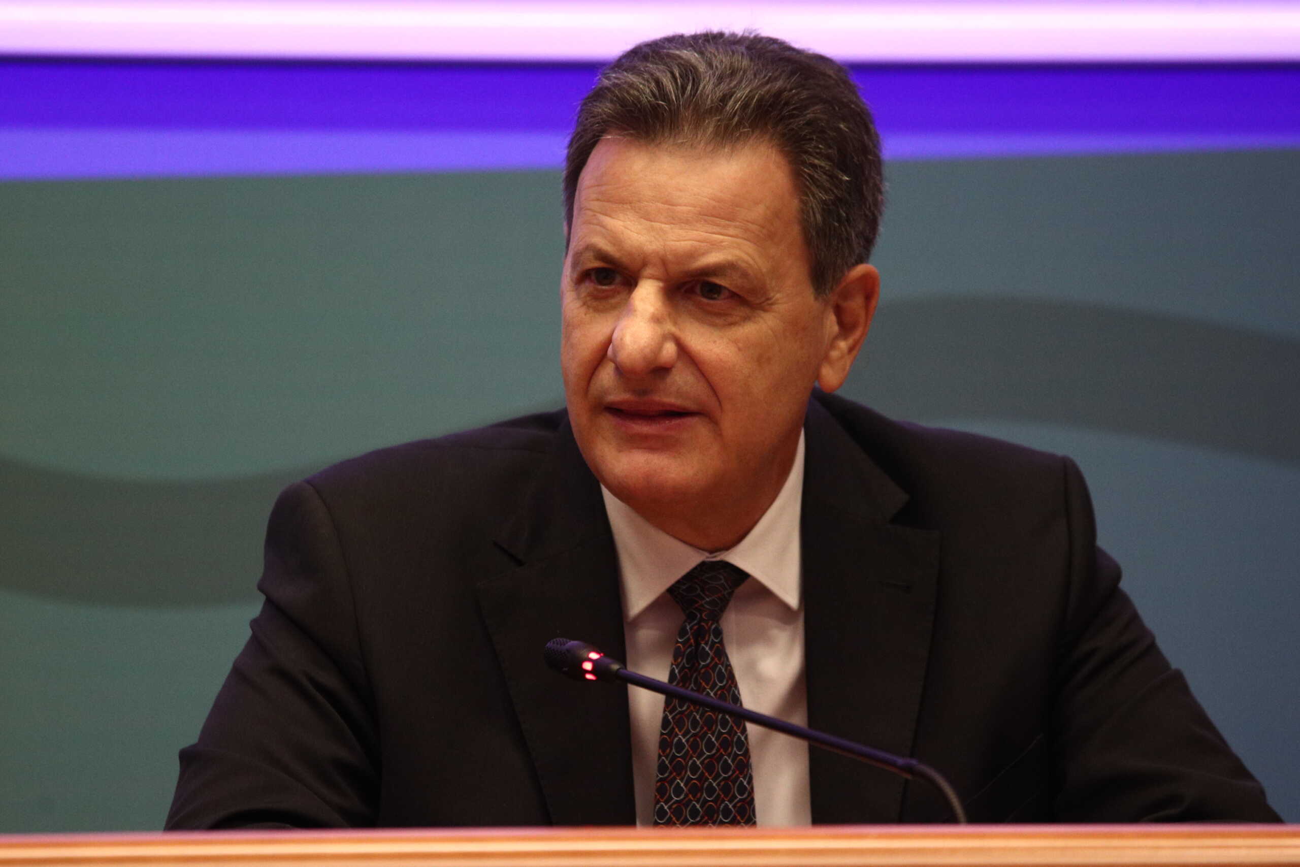 Συνέντευξη τύπου από τον υπουργό Περιβάλλοντος και Ενέργειας Θόδωρο Σκυλακάκη και την υφυπουργό Αλεξάνδρα Σδούκου για τα μέτρα μείωσης του ενεργειακού κόστους και την εύρυθμη λειτουργία της λιανικής αγοράς ηλεκτρικής ενέργειας, Πέμπτη 2 Νοεμβρίου 2023. 
(ΣΩΤΗΡΗΣ ΔΗΜΗΤΡΟΠΟΥΛΟΣ