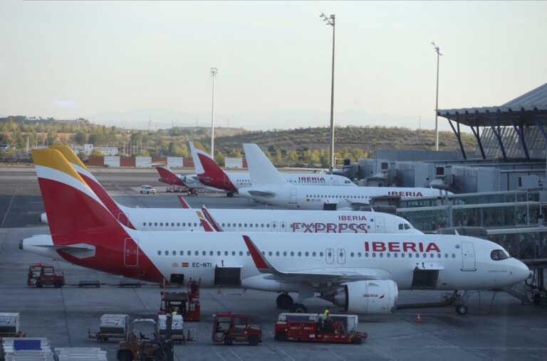 Υπάλληλοι ισπανικού αεροδρομίου έκλεβαν πολυτελή αντικείμενα από βαλίτσες - 14 συλλήψεις!
