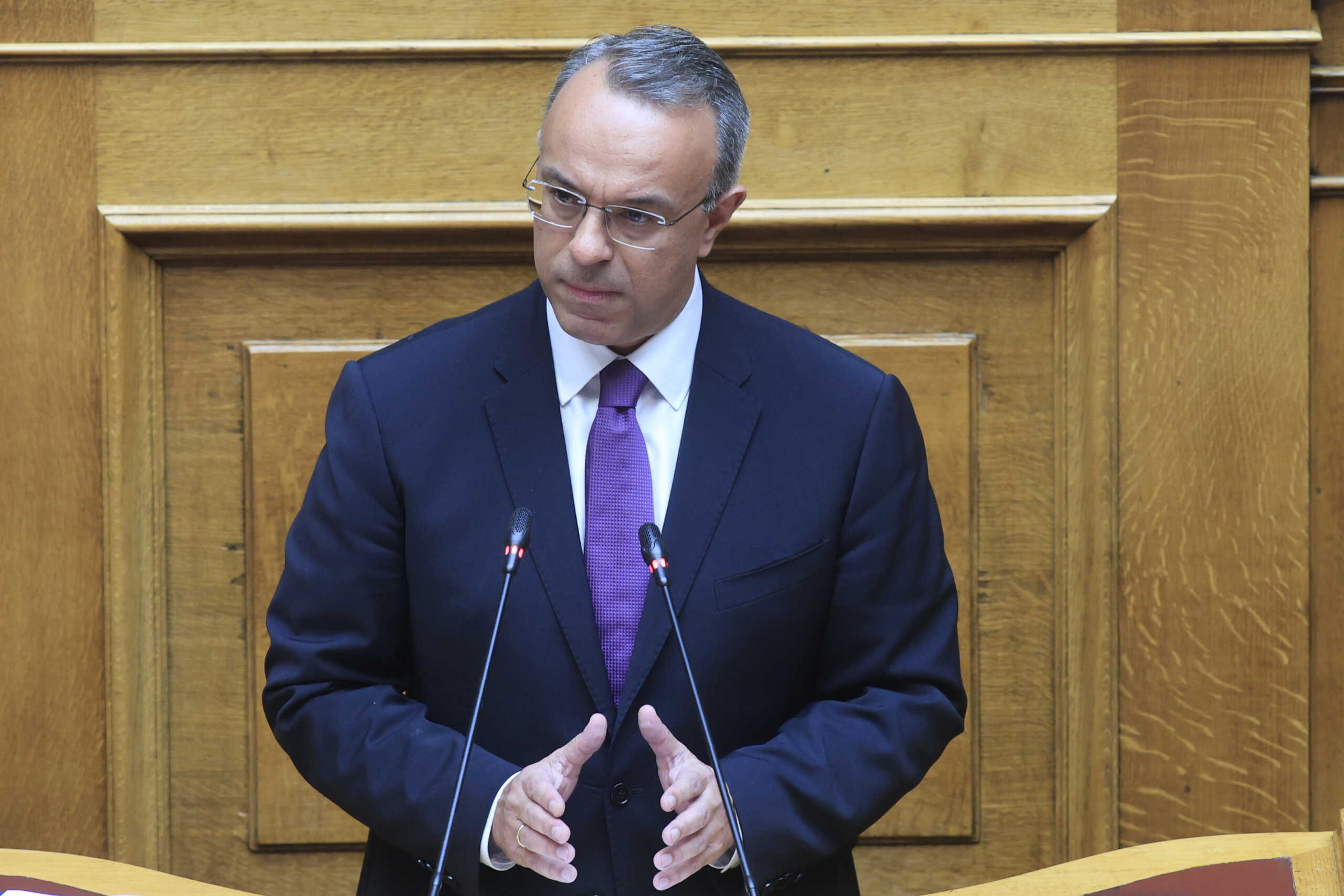 Τρίτη ημέρα της συζήτησης στην Ολομέλεια της Βουλής του σχεδίου νόμου του Υπουργείου Εθνικής Οικονομίας και Οικονομικών "Κύρωση του Κρατικού Προϋπολογισμού οικονομικού έτους 2024", Παρασκευή 15 Δεκεμβρίου 2023. 
(ΓΙΩΡΓΟΣ ΚΟΝΤΑΡΙΝΗΣ