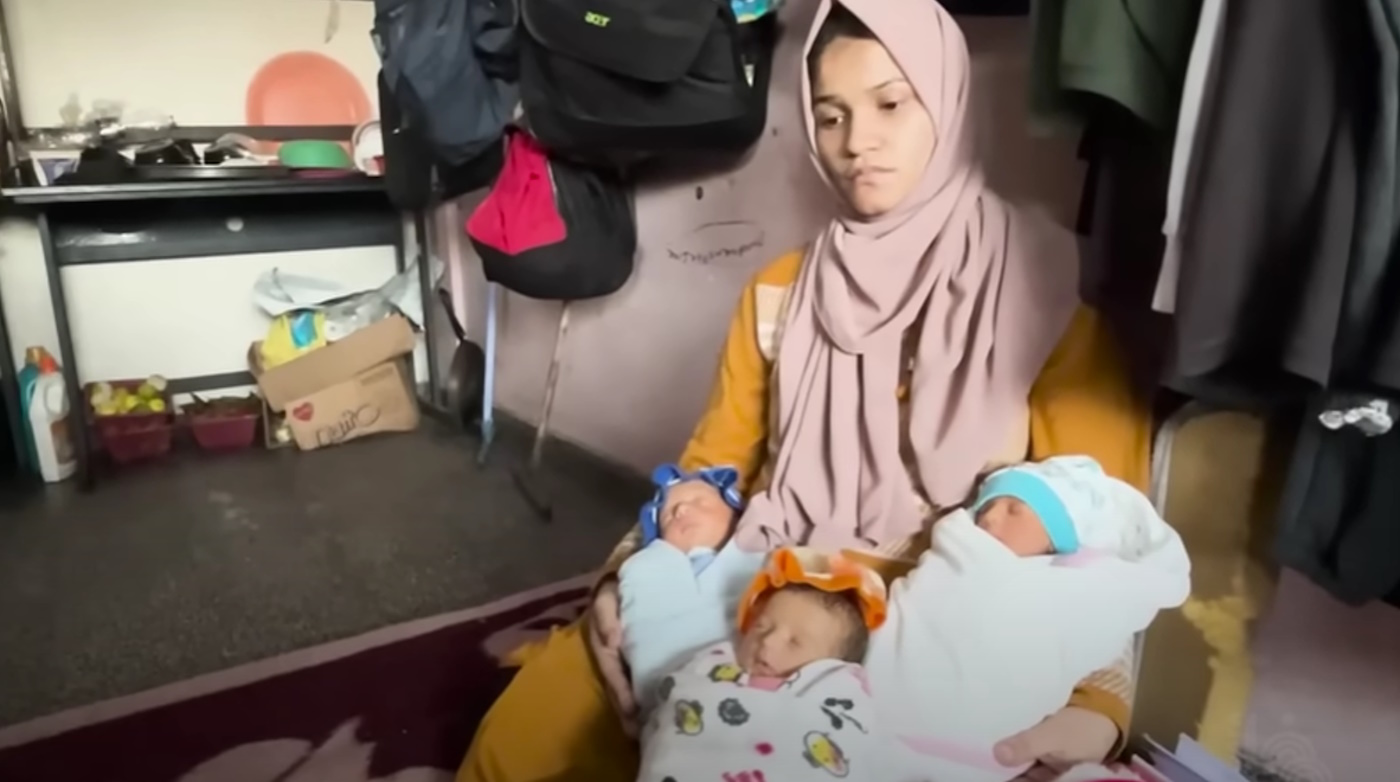 Γάζα: Συγκλονίζει η 29χρονη που γέννησε τετράδημα και παλεύει να επιβιώσει στην τάξη ενός σχολείου