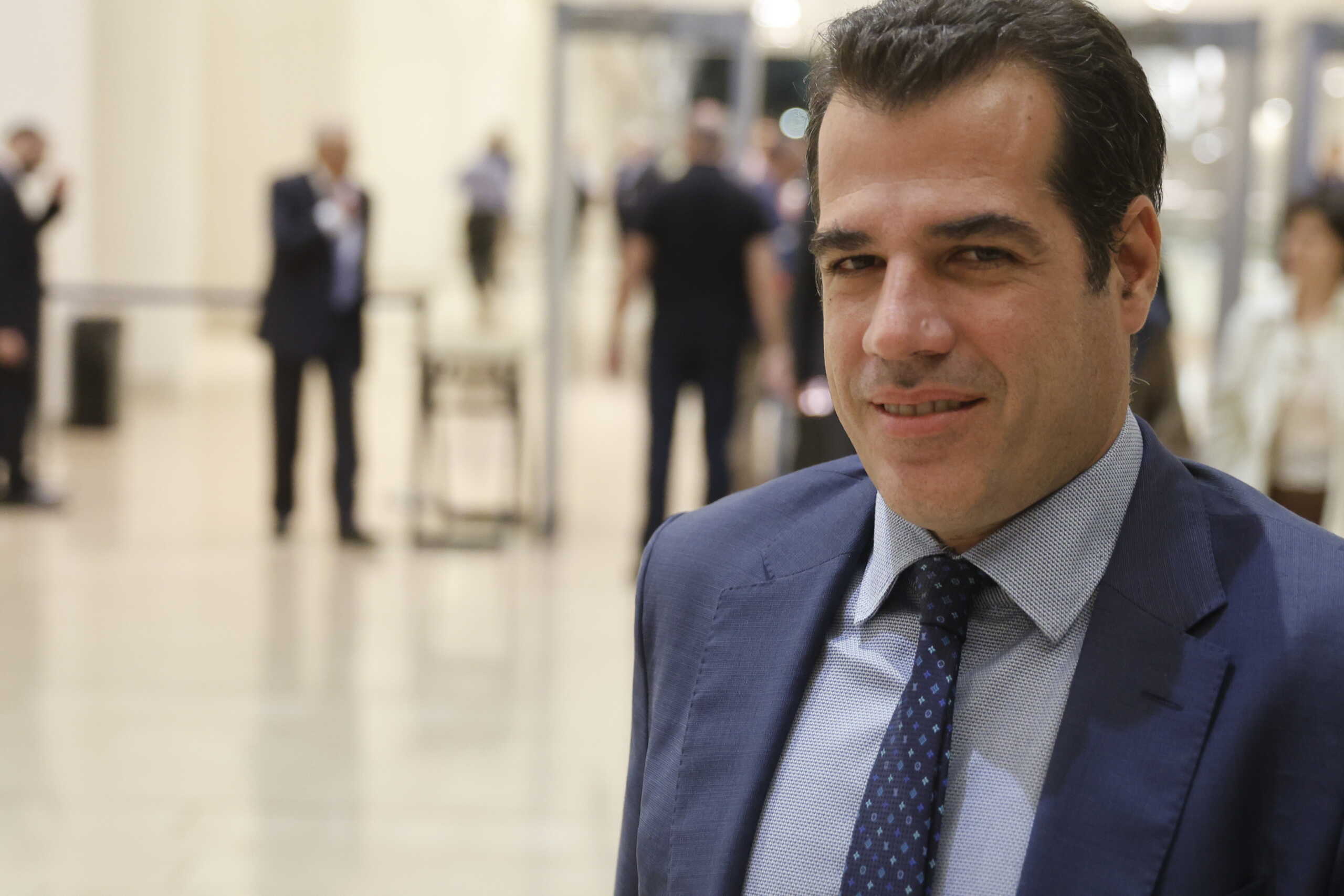 Εκδήλωση μνήμης για τη Μαριέττα Γιαννάκου που διοργάνωσε η Πανελλαδική Οργάνωση Γυναικών "Παναθηναϊκή", με κεντρικό ομιλητή τον πρώην πρωθυπουργό Κώστα Καραμανλή στο Μέγαρο Μουσικής Αθηνών, Δευτέρα 6 Νοεμβρίου 2023. 
(ΓΙΩΡΓΟΣ ΚΟΝΤΑΡΙΝΗΣ