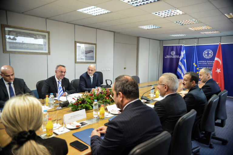 Συνάντηση Χρήστου Σταϊκούρα με τον Abdulkadir Uraloğlu