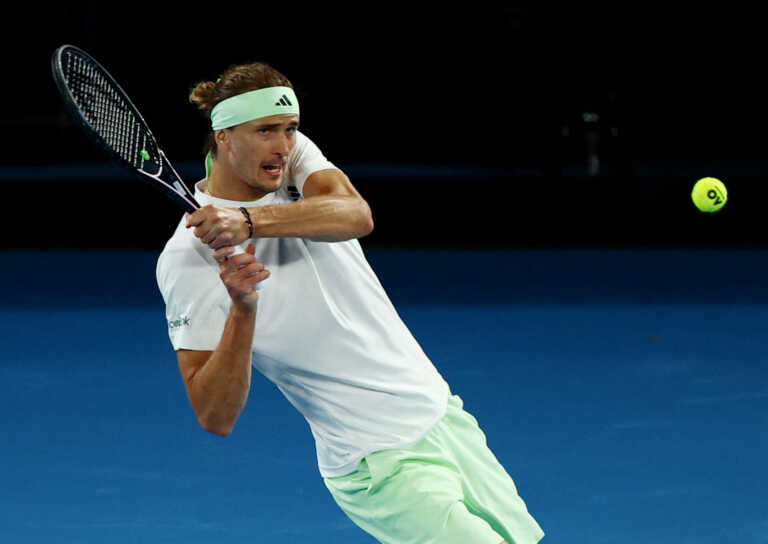 Australian Open: Ο Αλεξάντερ Ζβέρεφ απέκλεισε τον Κάρλος Αλκαράθ και πέρασε στα ημιτελικά