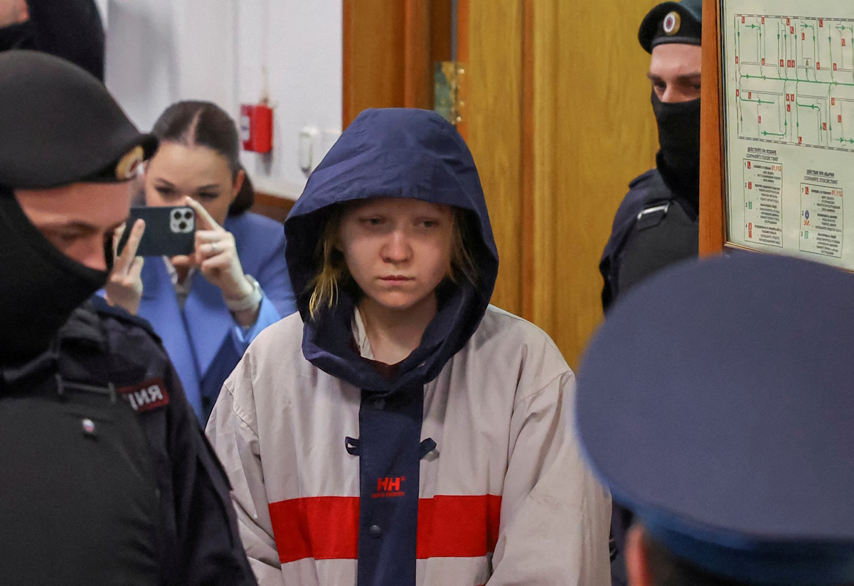 Ρωσία: Ποινή κάθειρξης 28 ετών στη γυναίκα που παρέδωσε τη μοιραία βόμβα στον μπλόγκερ Τατάρσκι ζητά ο δημόσιος κατήγορος