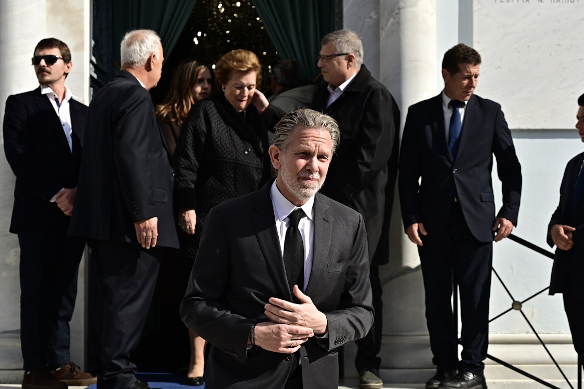 Κηδεία της Αιμιλίας Γερουλάνου απο το Α' Νεκροταφείο Αθηνών, Σάββατο 27 Ιανουαρίου 2024. 
(ΜΙΧΑΛΗΣ ΚΑΡΑΓΙΑΝΝΗΣ