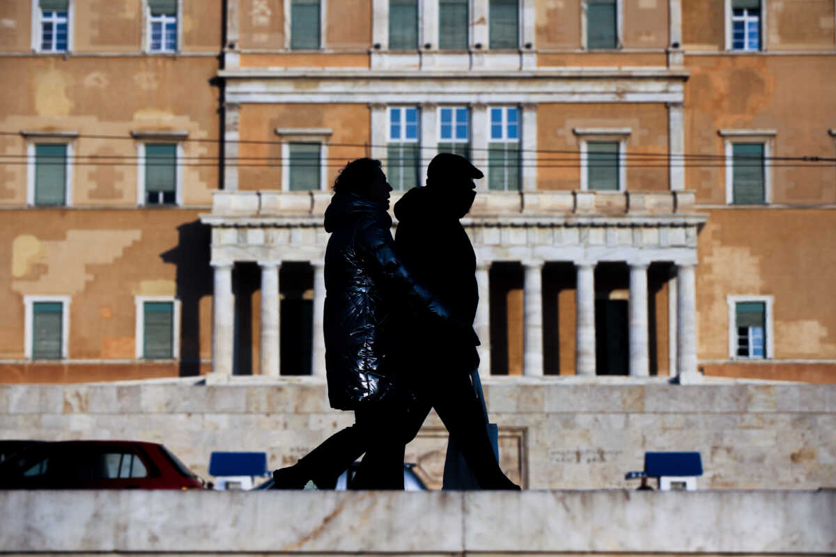Στιγμιότυπα απο το κέντρο της Αθήνας. Πέμπτη 10 Μαρτίου 2022 (ΑΡΓΥΡΩ ΑΝΑΣΤΑΣΙΟΥ