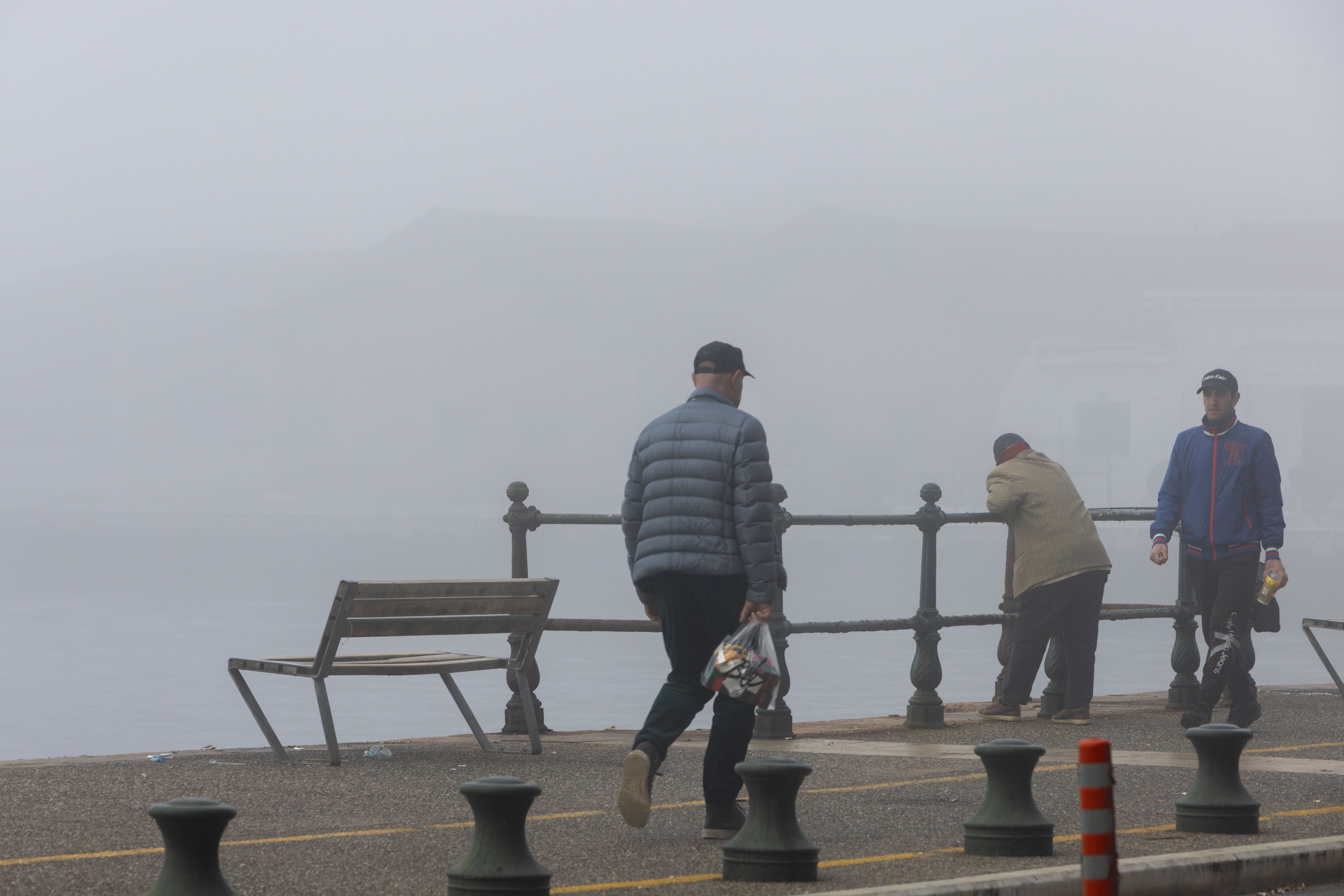 Καιρός σήμερα: Ομίχλη με υγρασία και τη θερμοκρασία έως τους 21 βαθμούς Κελσίου – Αναλυτική πρόγνωση