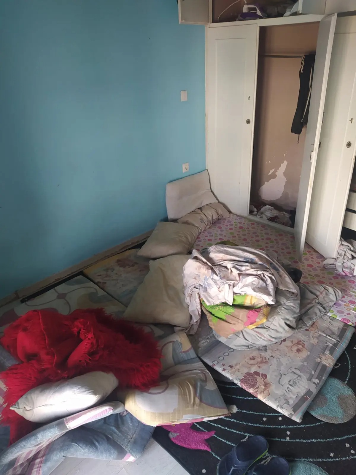 Άγιος Παντελεήμονας: 34χρονη είχε κάνει το σπίτι της άτυπο ξενώνα μεταναστών - ΦΩΤΟ