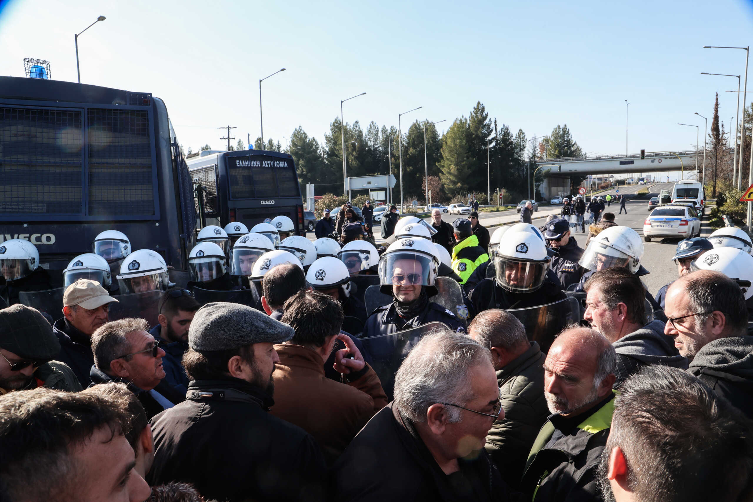 ΚΚΕ: Καταγγέλλουμε την απρόκλητη επίθεση των ΜΑΤ στους αγρότες