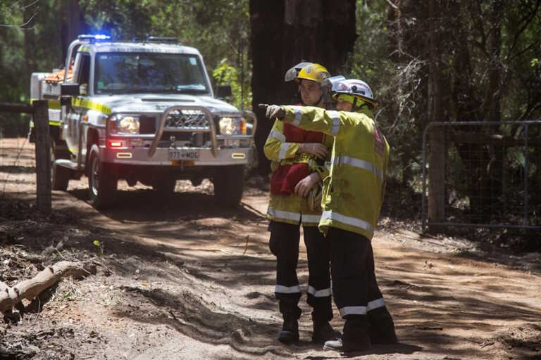 Κάτοικοι της Δυτικής Αυστραλίας απομακρύνθηκαν από τα σπίτια τους λόγω πυρκαγιάς
