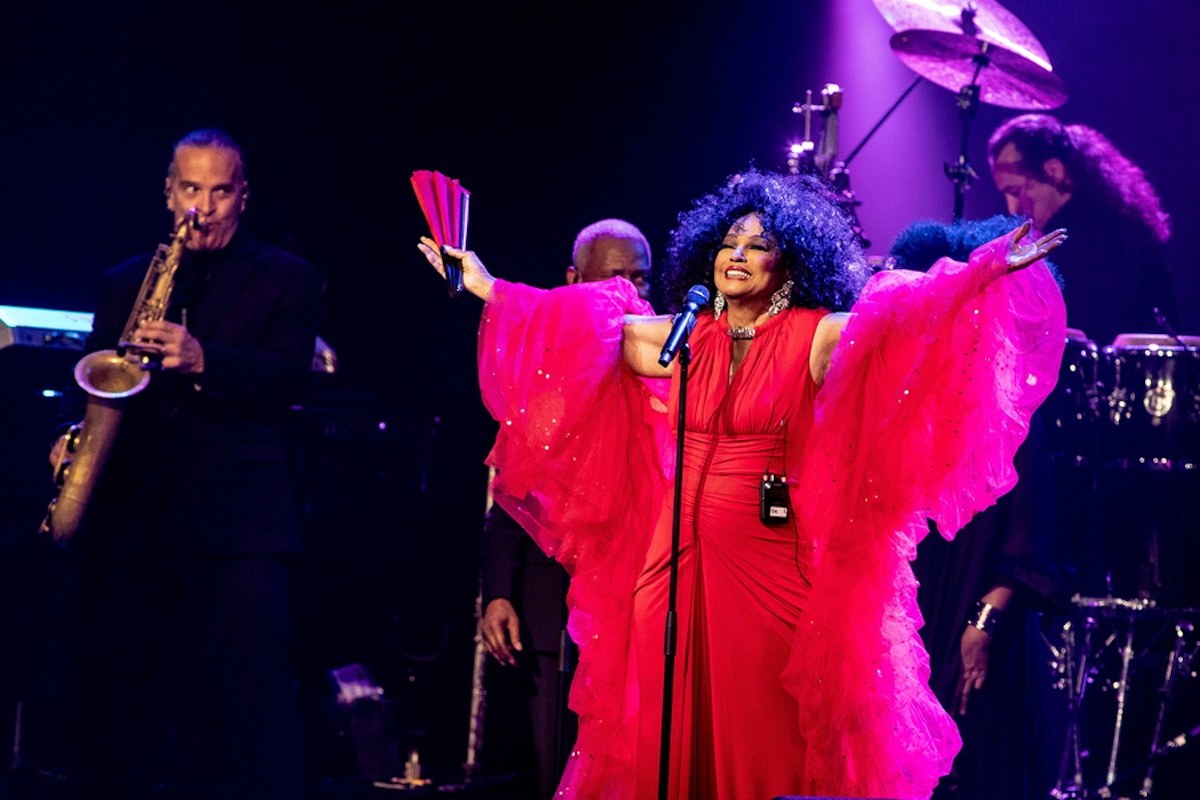 epa10060230 US soul singer Diana Ross performs during NN North Sea Jazz in Ahoy, Rotterdam, The Netherlands, 08 July 2022. After two editions of the festival were canceled due to the Covid-19 pandemic, the three-day North Sea Jazz Festival is kicking off again this year running from 08 to 10 July 2022.  EPA