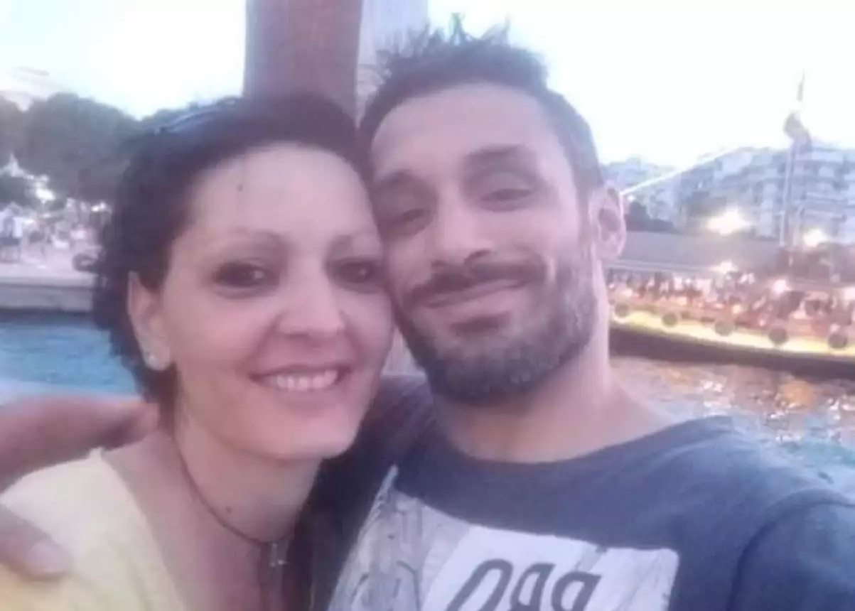 Δολοφονία στη Θεσσαλονίκη: «Ο πατέρας του 39χρονου ήταν και εκείνος βίαιος» αποκαλύπτει φίλη της οικογένειας στο Live News