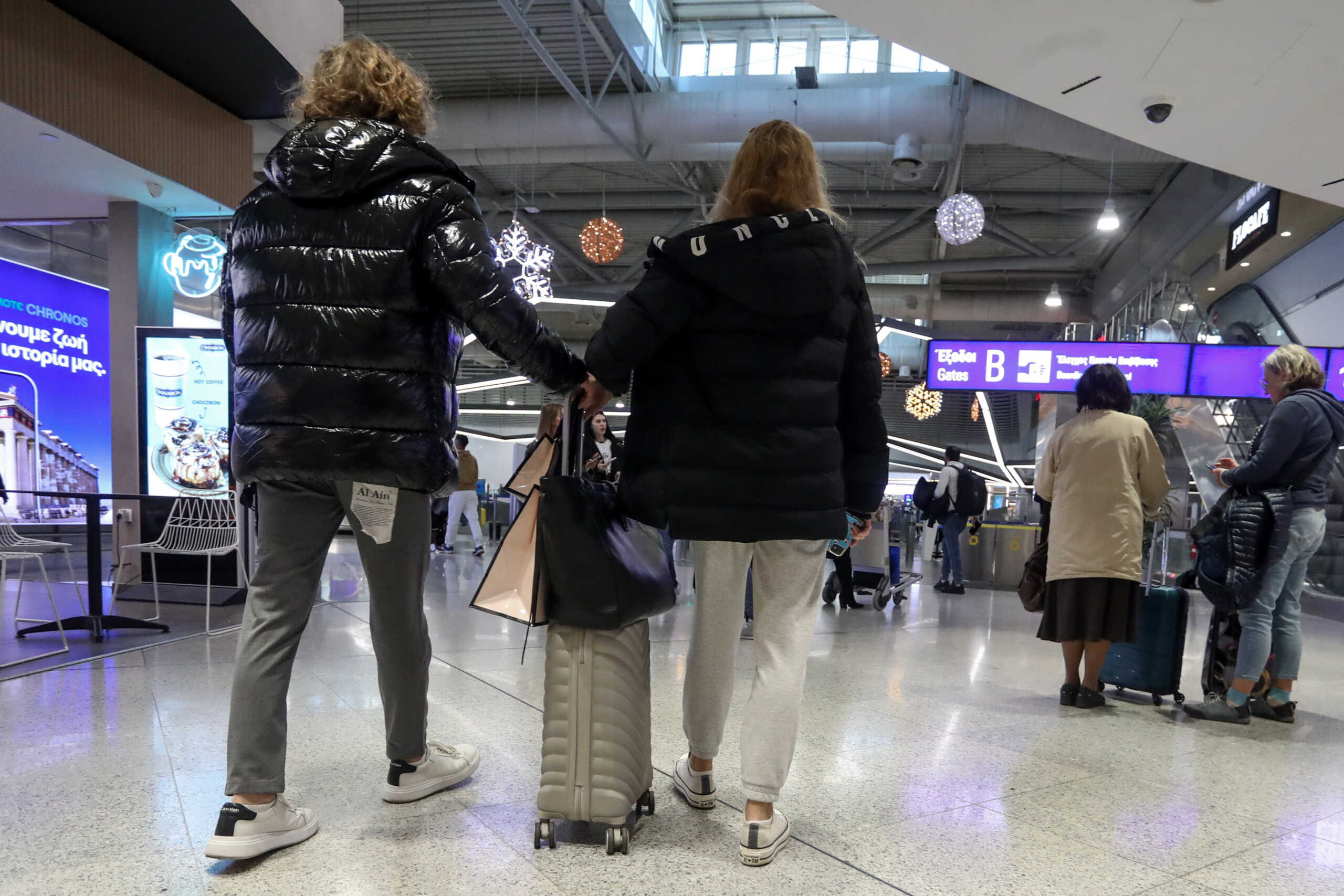 Χρονιά ρεκόρ το 2023 για τα αεροδρόμια της χώρας – «Απογειώθηκε» η επιβατική κίνηση