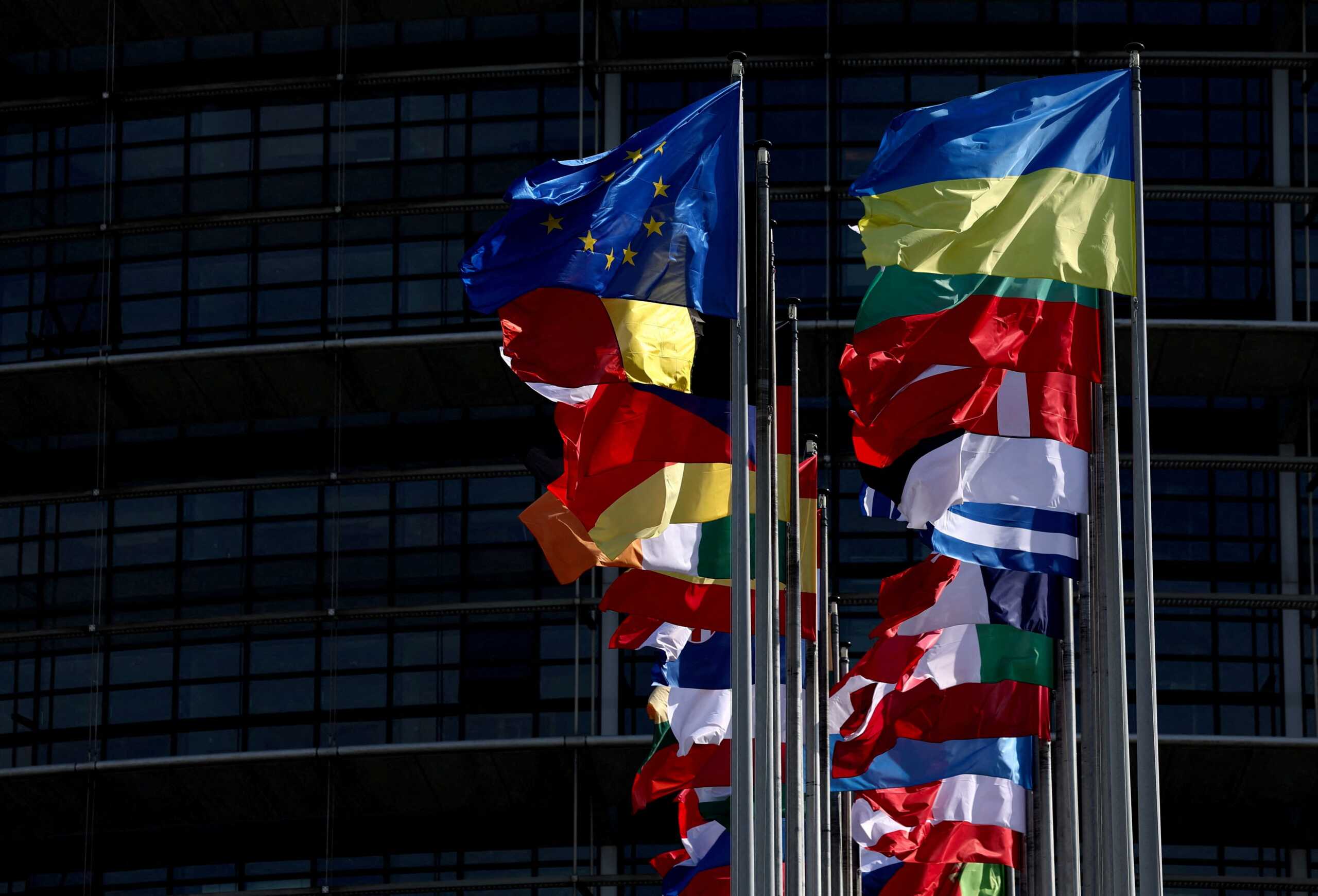 Ευρωεκλογές 2024: Τι ισχύει με την επιστολική ψήφο στην Ευρώπη