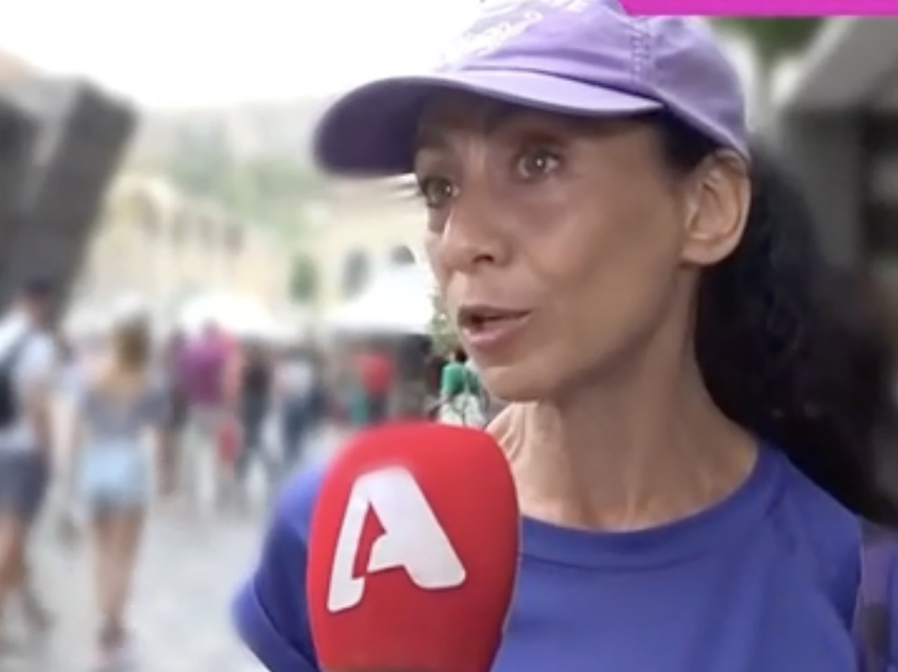 Φιλοθέη Μωβ για Γιάννη Βαρδή: Κανένας άνθρωπος δεν ρωτάει τους κουμπάρους