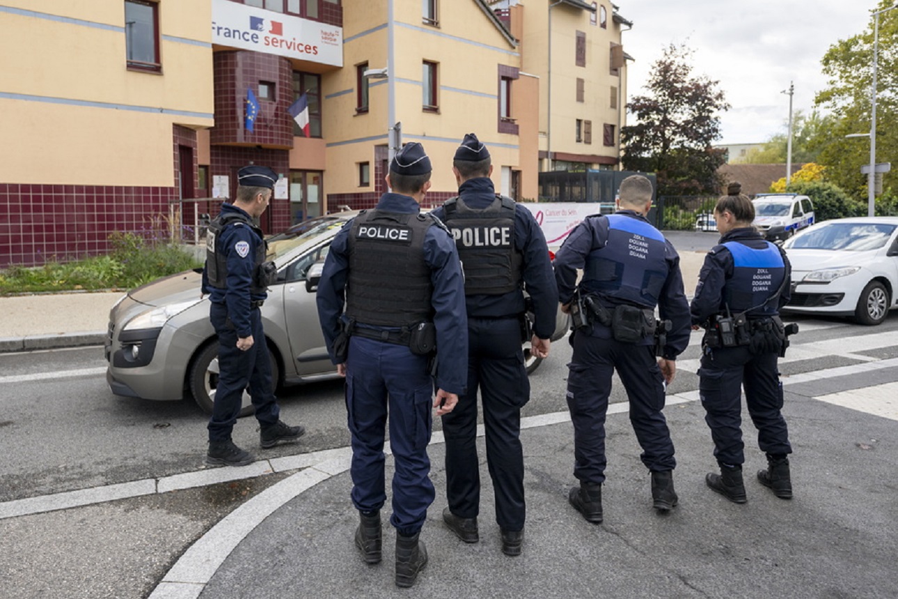 Γαλλία: Νεκρός ένας 30χρονος μετά από τουλάχιστον 10 χτυπήματα με τέιζερ από αστυνομικούς