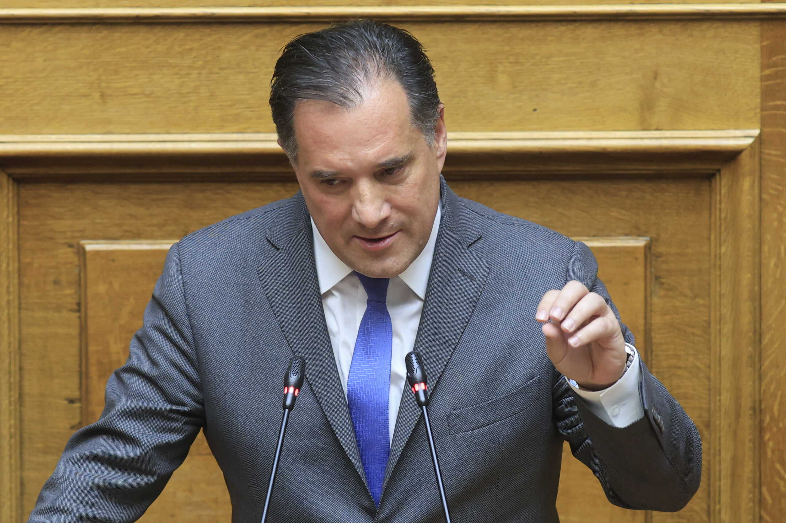 Τρίτη ημέρα της συζήτησης στην Ολομέλεια της Βουλής του σχεδίου νόμου του Υπουργείου Εθνικής Οικονομίας και Οικονομικών "Κύρωση του Κρατικού Προϋπολογισμού οικονομικού έτους 2024", Παρασκευή 15 Δεκεμβρίου 2023. 
(ΓΙΩΡΓΟΣ ΚΟΝΤΑΡΙΝΗΣ