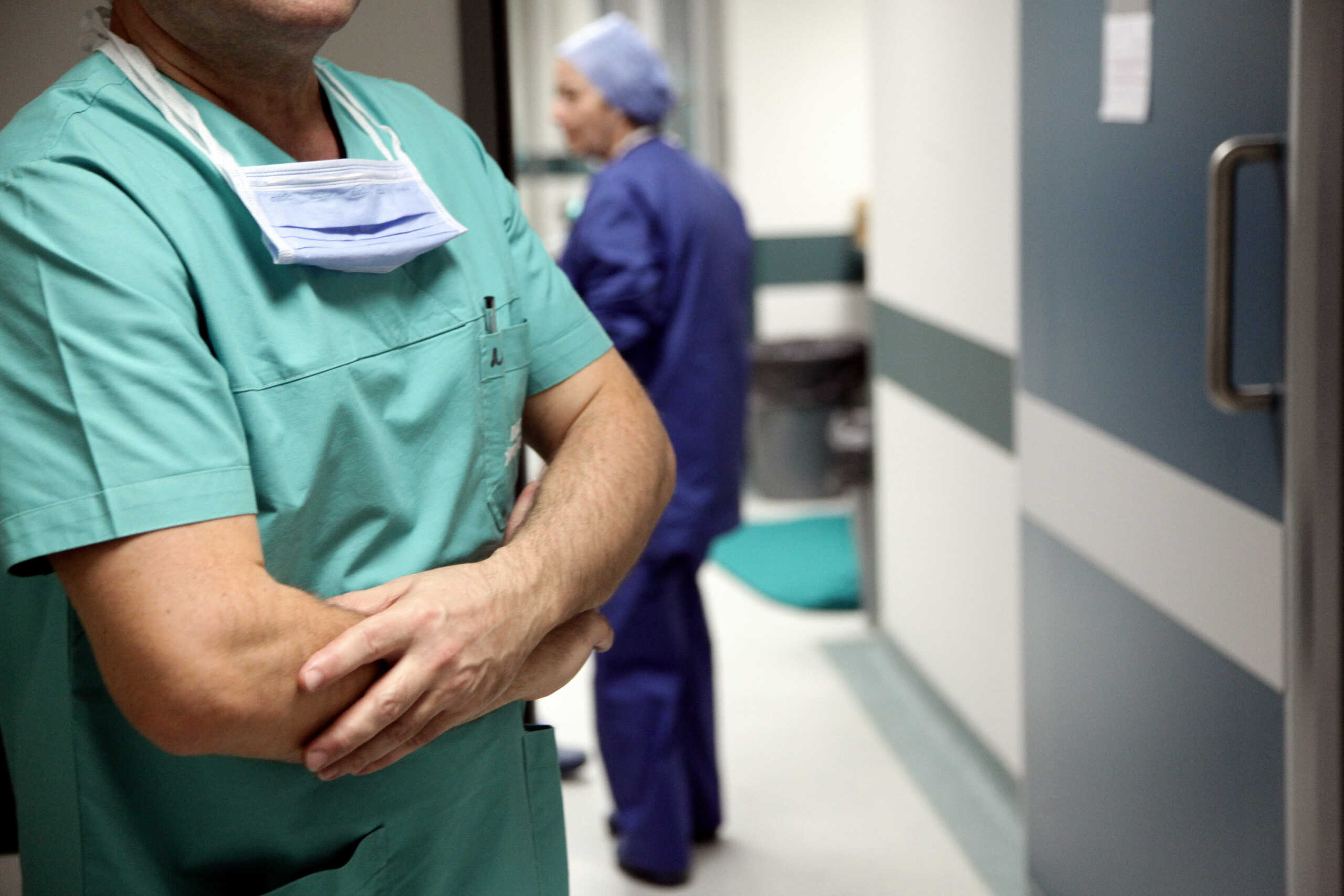 Ο τιμοκατάλογος στα απογευματινά χειρουργεία στο ΕΣΥ – Τι θα πληρώνει ο ασθενής