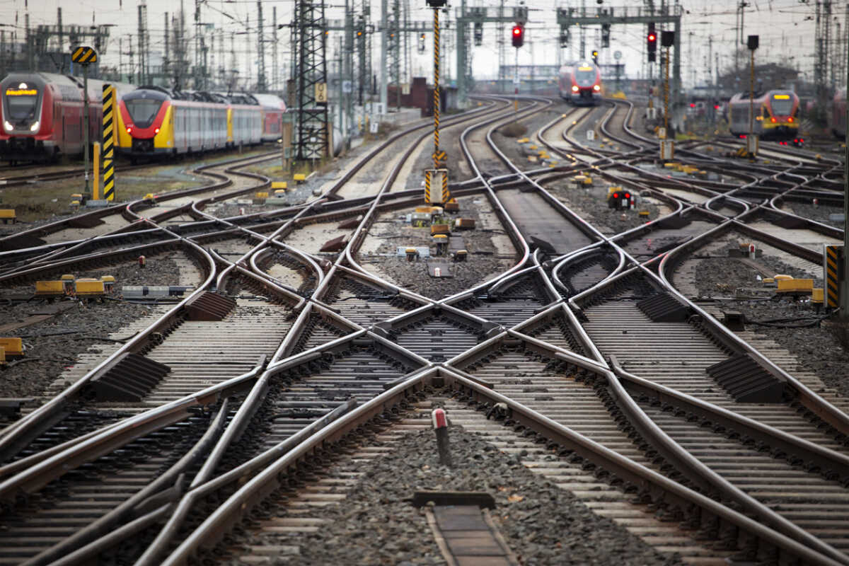 Trains, switches and railyard