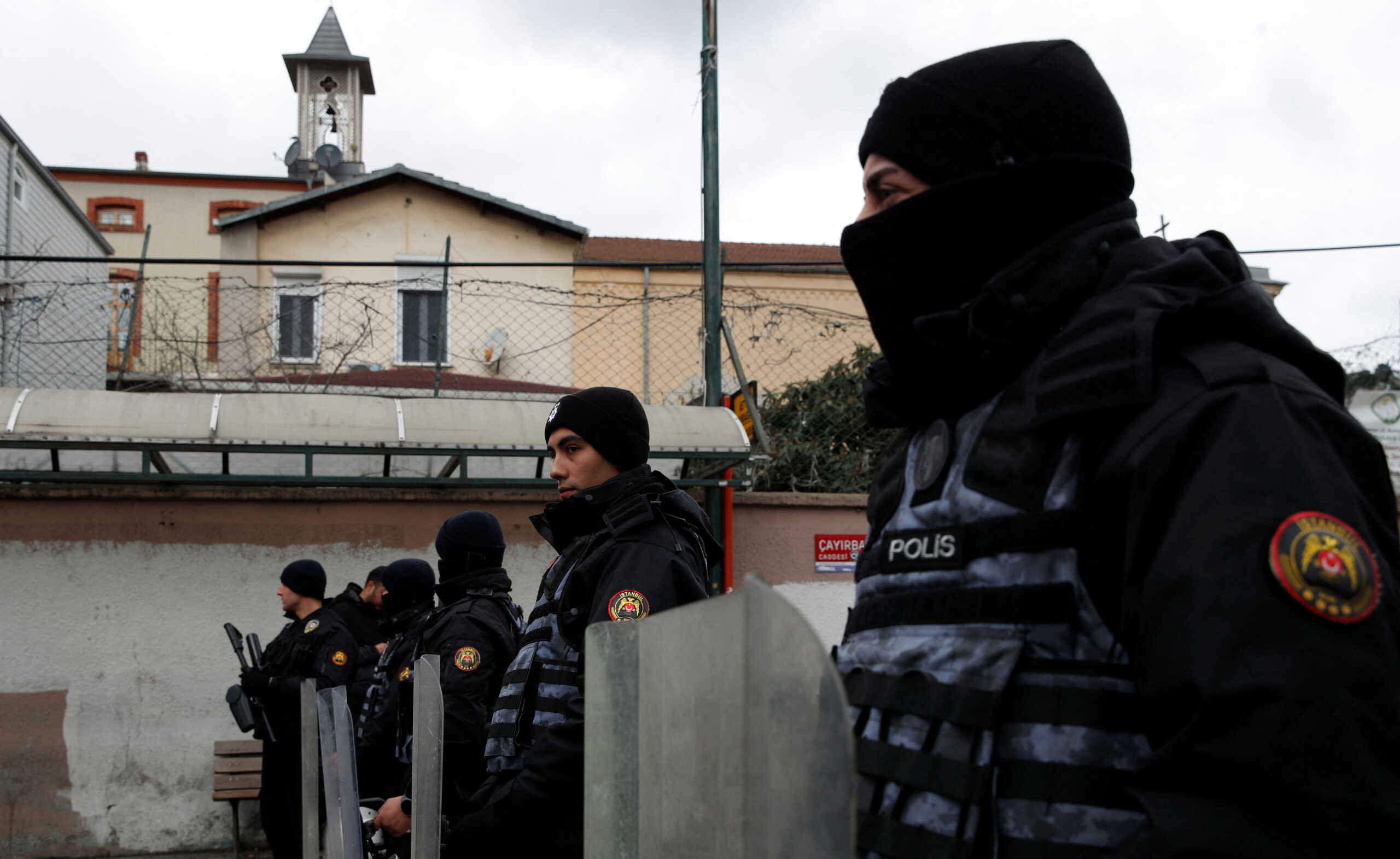 Κωνσταντινούπολη: Το ISIS ανέλαβε την ευθύνη για την επίθεση με τους πυροβολισμούς σε καθολική εκκλησία