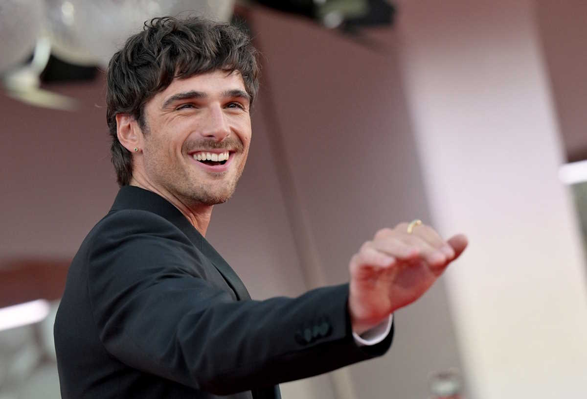 epa10840301 Australian actor Jacob Elordi arrives for the screening of 'Priscilla' during the 80th annual Venice International Film Festival, in Venice, Italy, 04 September 2023. The movie is presented in the official competition 'Venezia 80' at the festival running from 30 August to 09 September 2023.  EPA