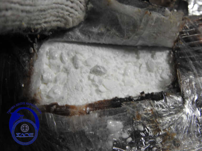 Δύο συλλήψεις 21χρονων στο Ηράκλειο για ναρκωτικά - Είχαν τρία κιλά κάνναβης και ποσότητα κοκαΐνης