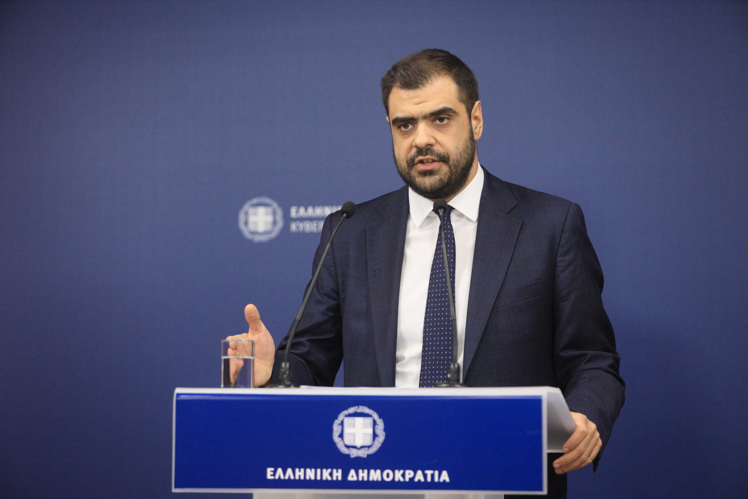 Ενημέρωση των πολιτικών συντακτών και των ανταποκριτών ξένου Τύπου από τον Κυβερνητικό Εκπρόσωπο Παύλο Μαρινάκη. Δευτέρα 11 Δεκεμβρίου 2023 (ΓΙΑΝΝΗΣ ΠΑΝΑΓΟΠΟΥΛΟΣ