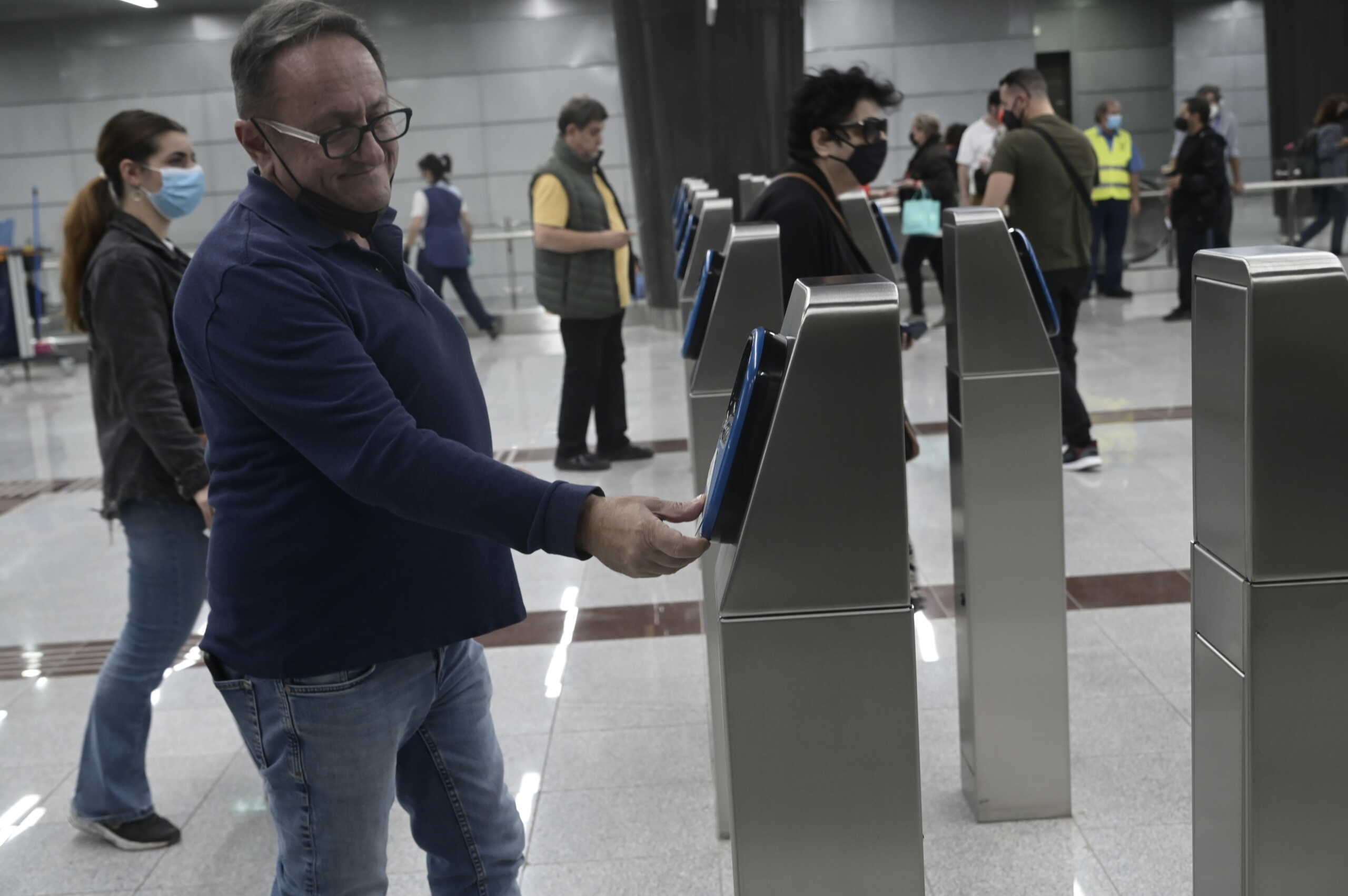 Παραδόθηκαν προς χρήση στο επιβατικό κοινό οι σταθμοί "Μανιάτικα", "Πειραιάς" και "Δημοτικό Θέατρο" του Μετρό στον Πειραιά, Δευτέρα 10 Οκτωβρίου 2022. 
(ΜΙΧΑΛΗΣ ΚΑΡΑΓΙΑΝΝΗΣ