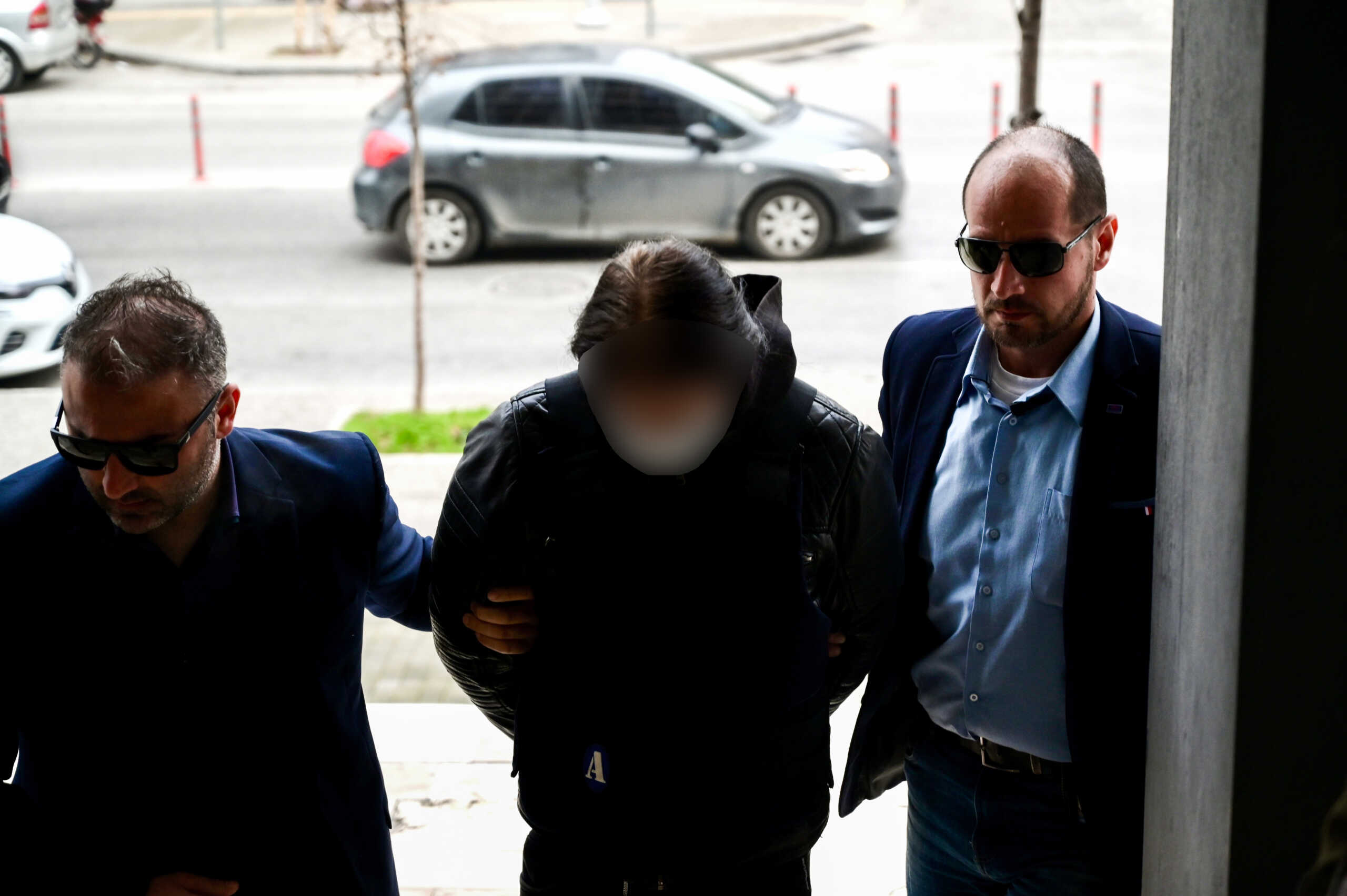 Απολογία στον εισαγγελέα του 44χρονου Νορβηγού, που κατηγορείται για τη δολοφονία 32χρονου αστυνομικού τα ξημερώματα της Πέμπτης (28
(ΚΩΝΣΤΑΝΤΙΝΟΣ ΤΣΑΚΙΤΖΗΣ