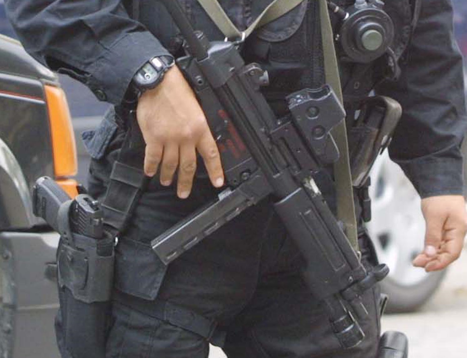 Το χρονικό του μυστηρίου των 11 υπηρεσιακών όπλων που «έκαναν φτερά» από Αστυνομικό Τμήμα – Συνελήφθη αστυνομικός