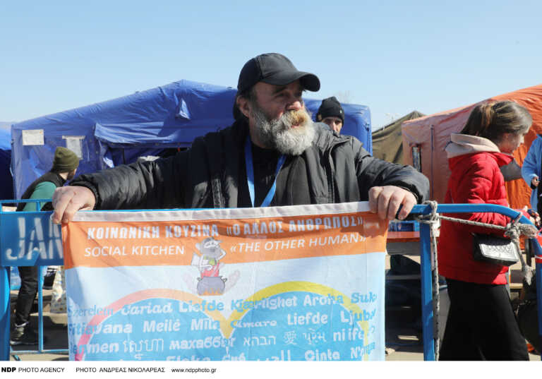 «Τσέπωσαν δωρεά 140.000 ευρώ και σκορπούσαν χρήματα στα μπουζούκια» - Καταγγελίες φωτιά από εθελοντή για τον Κωνσταντίνο Πολυχρονόπουλο
