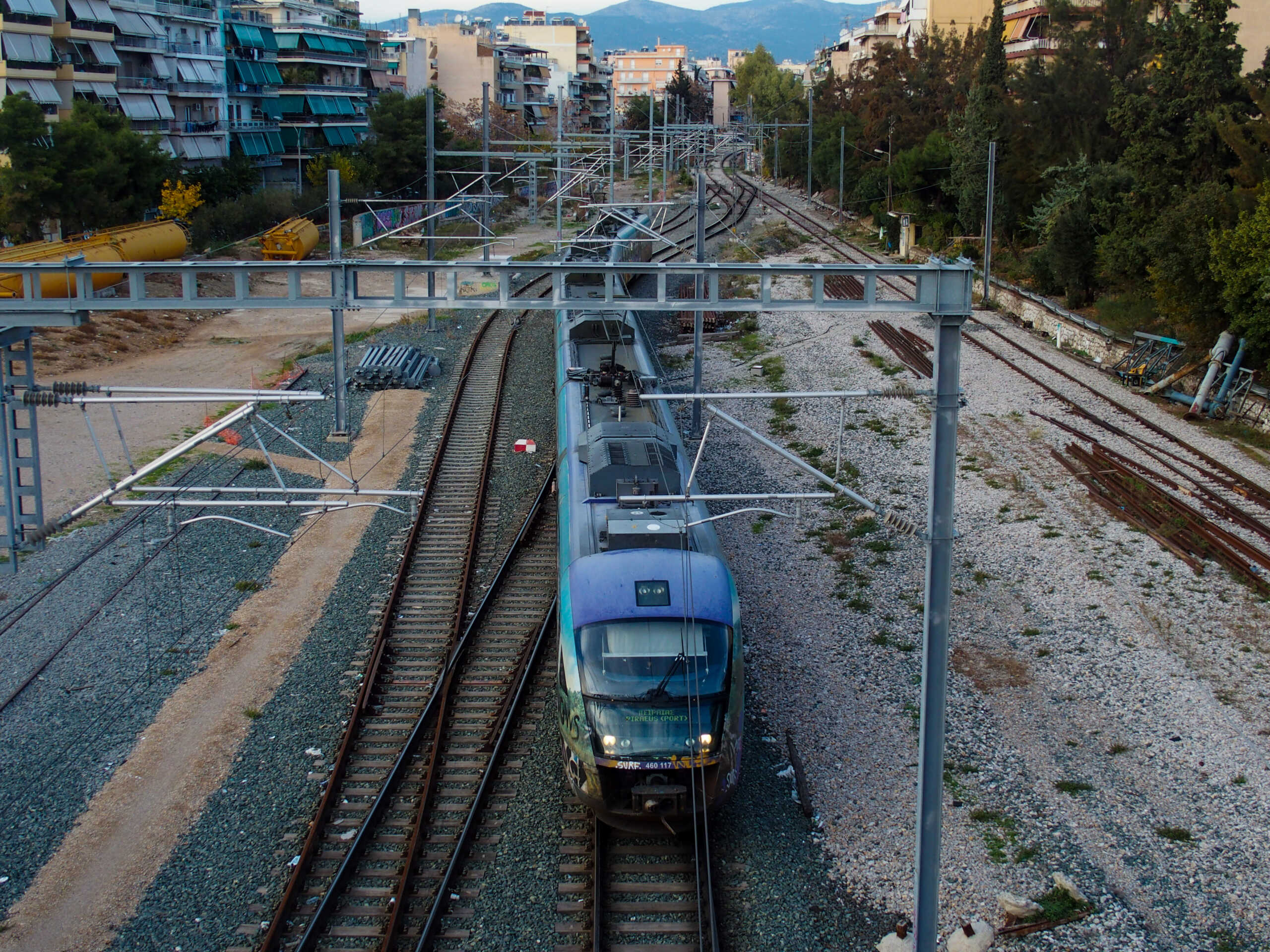 Κορινθία: 61χρονος παρασύρθηκε και σκοτώθηκε από τον προαστιακό στο Βέλο